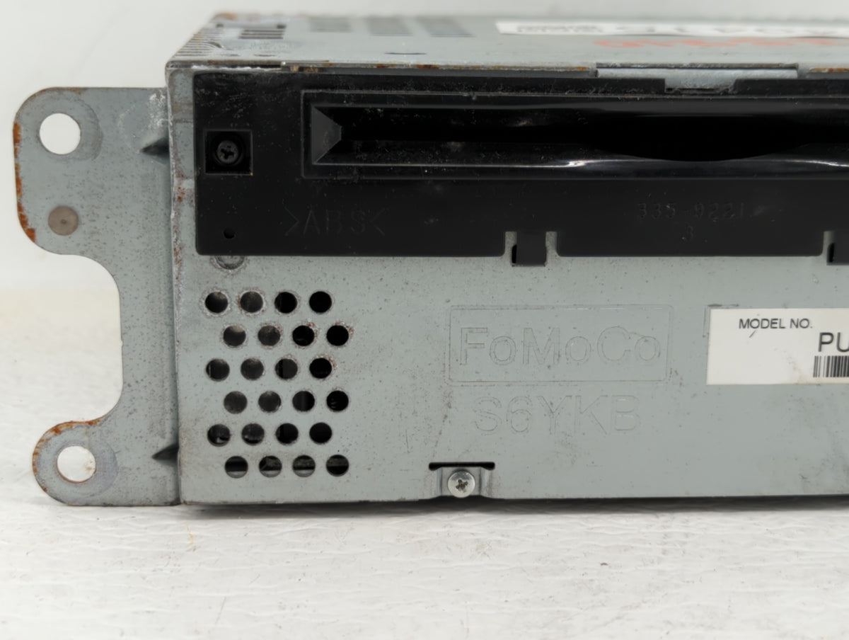 2014-2014 Ford Edge Am Fm Cd Player Radio Receiver 440415 - Oemusedautoparts1.com
