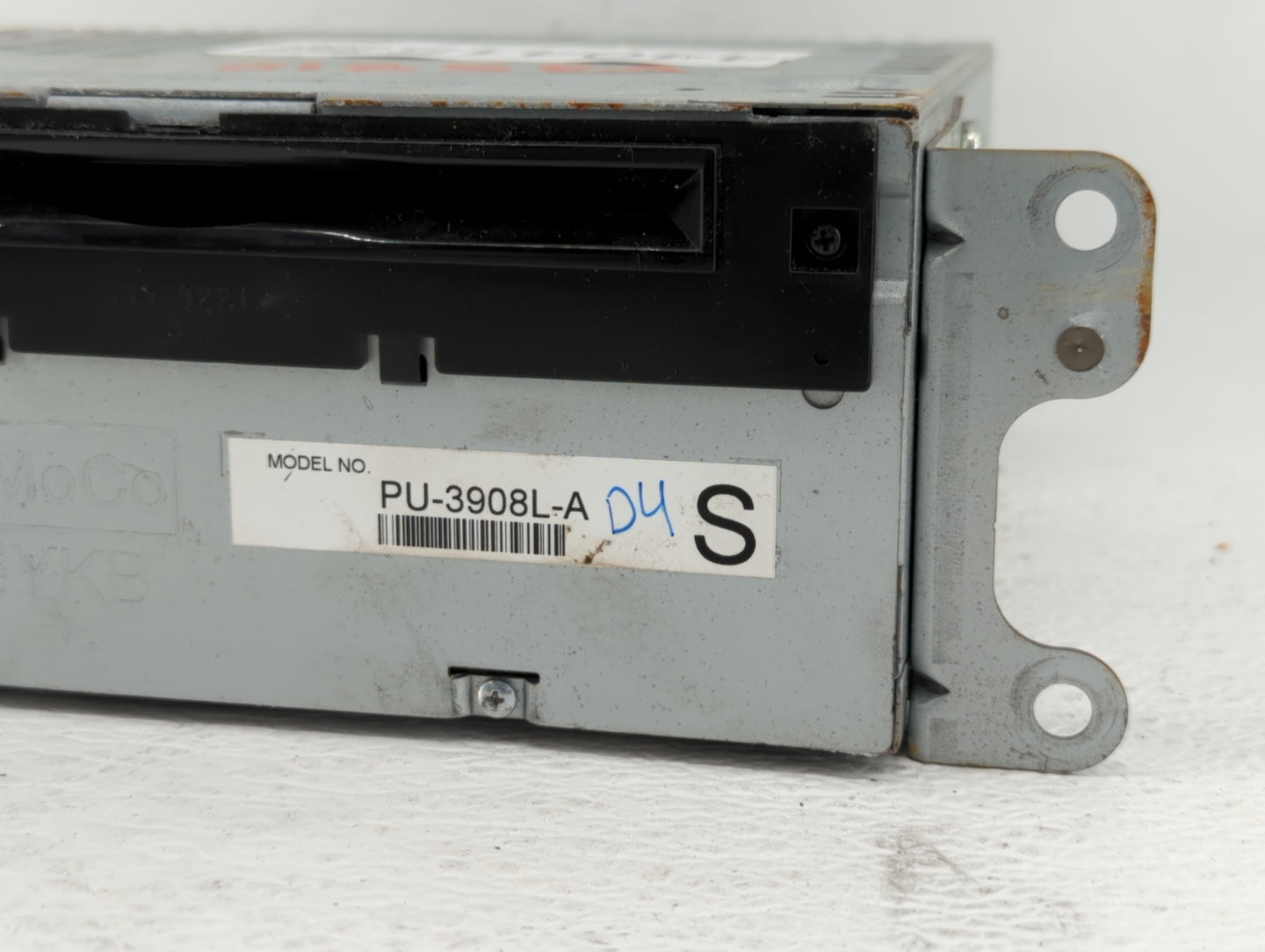 2014-2014 Ford Edge Am Fm Cd Player Radio Receiver - Oemusedautoparts1.com
