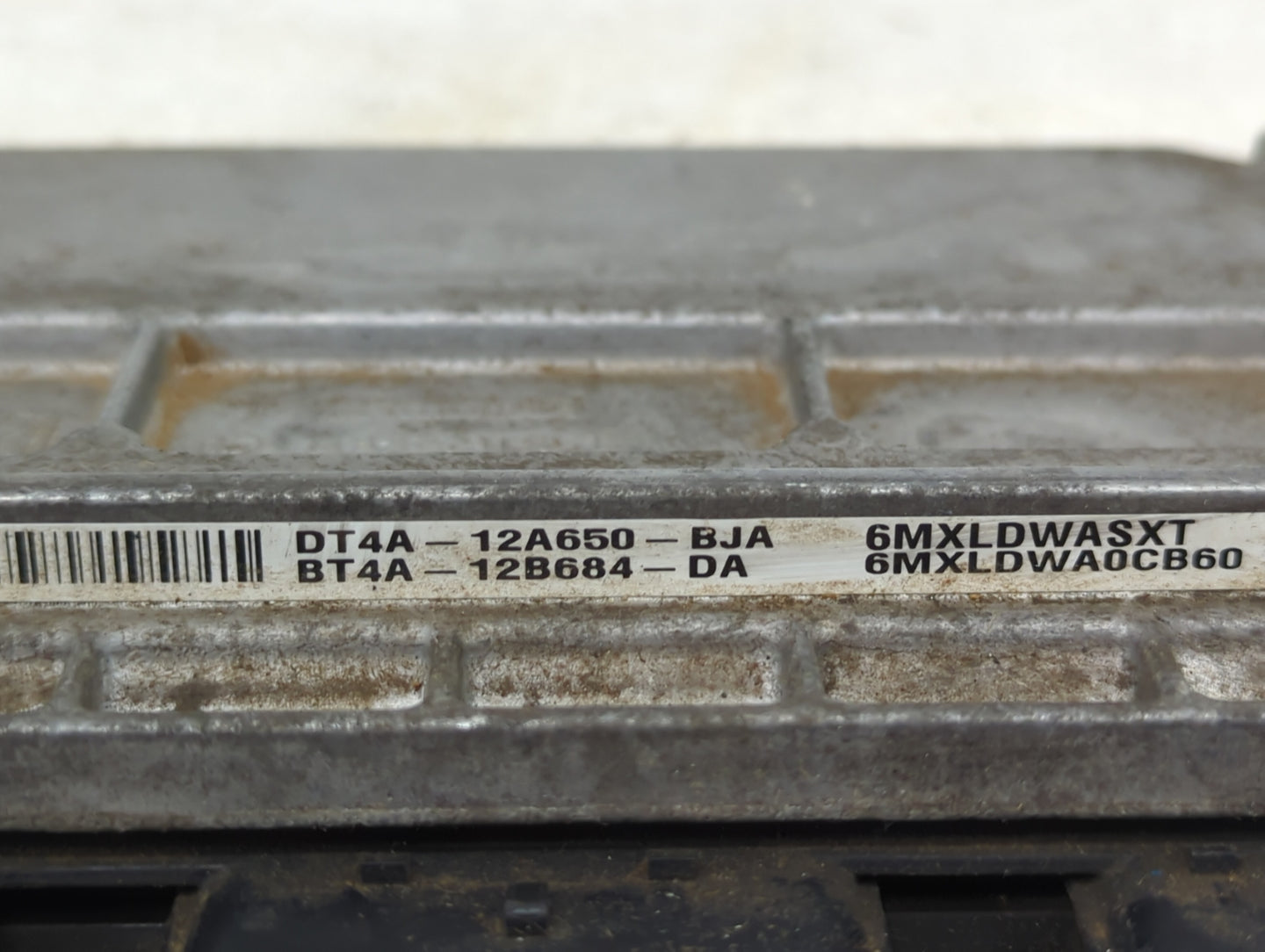 2013-2014 Ford Edge PCM Engine Control Computer ECU ECM PCU OEM P/N:BT4A-12B684-DA DT4A-12A650-BJA Fits Fits 2013 2014 OEM U