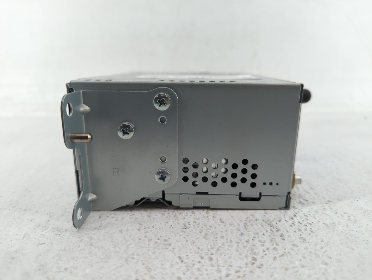 2014-2014 Ford Edge Am Fm Cd Player Radio Receiver - Oemusedautoparts1.com