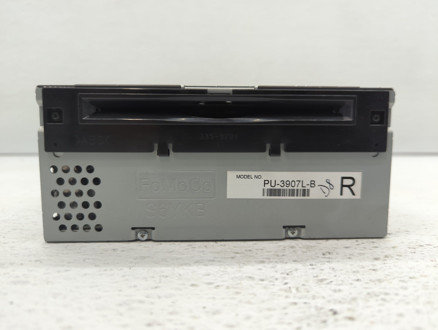 2014 Ford Edge Radio AM FM Cd Player Receiver Replacement P/N:ET4T-19C107-KA ET4T-19C107-NA, ET4T-19C107-MA Fits Fits 2015 O