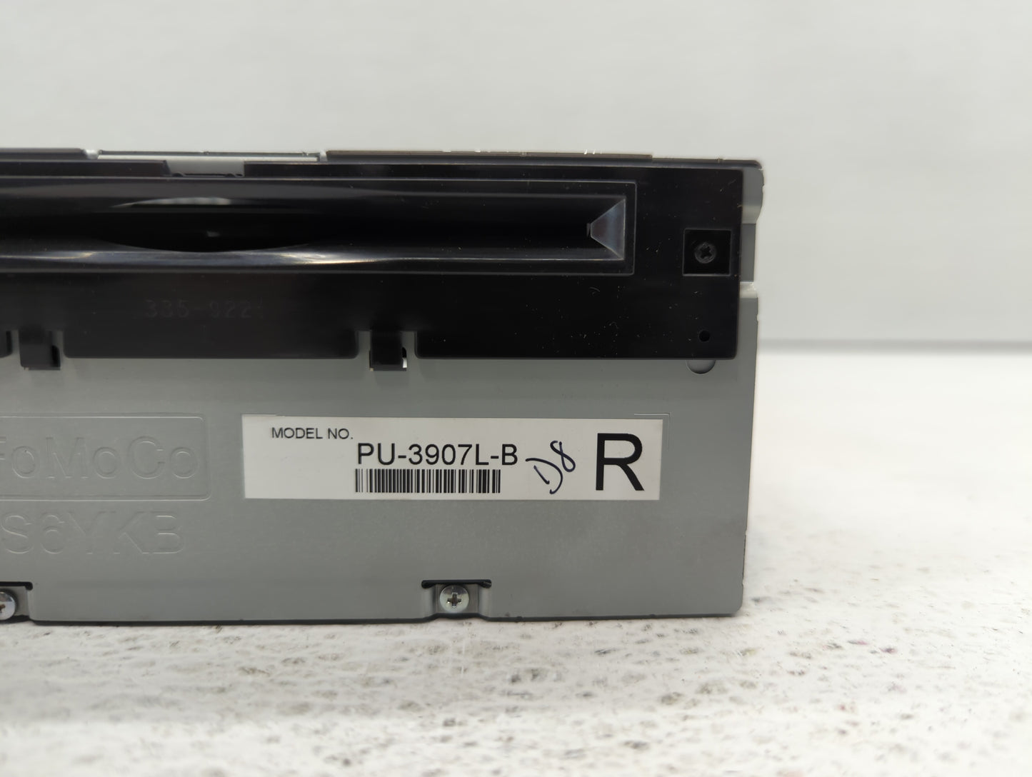 2014 Ford Edge Radio AM FM Cd Player Receiver Replacement P/N:ET4T-19C107-KA ET4T-19C107-NA, ET4T-19C107-MA Fits Fits 2015 O
