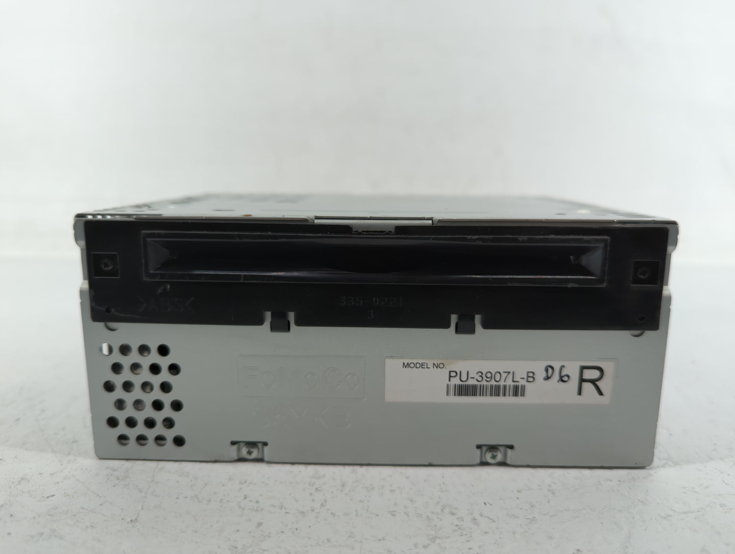 2014 Ford Edge Radio AM FM Cd Player Receiver Replacement P/N:ET4T-19C107-KA ET4T-19C107-NA, ET4T-19C107-MA Fits Fits 2015 O