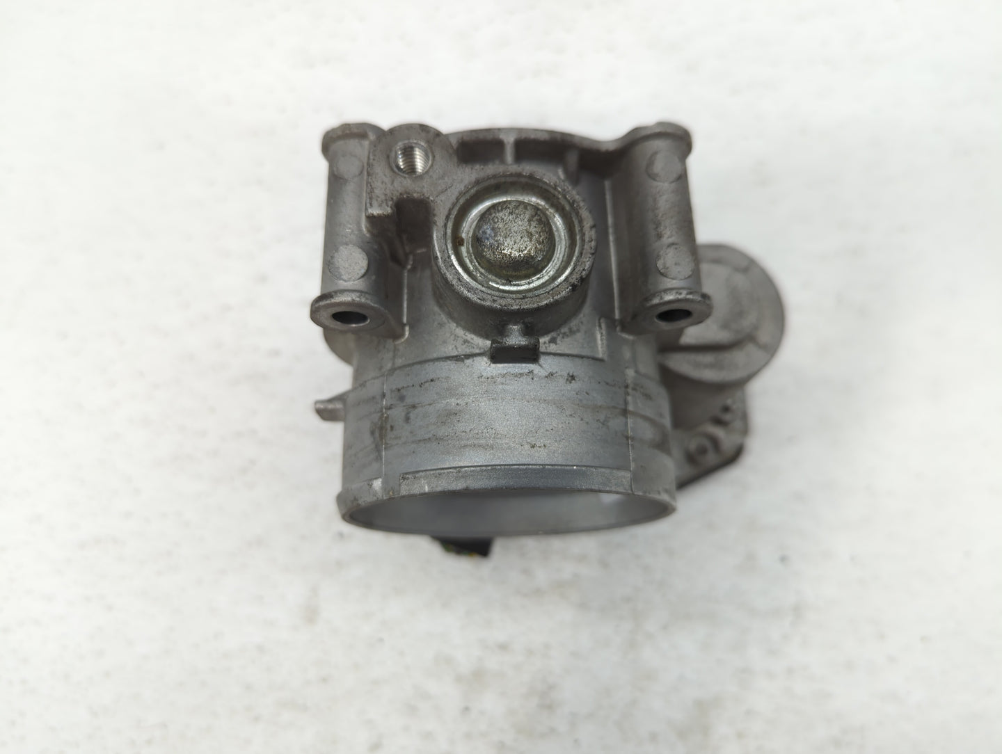 2011-2018 Ford Edge Throttle Body P/N:2J1523B-0955 Fits Fits 2011 2012 2013 2014 2015 2016 2017 2018 2019 OEM Used Auto Part