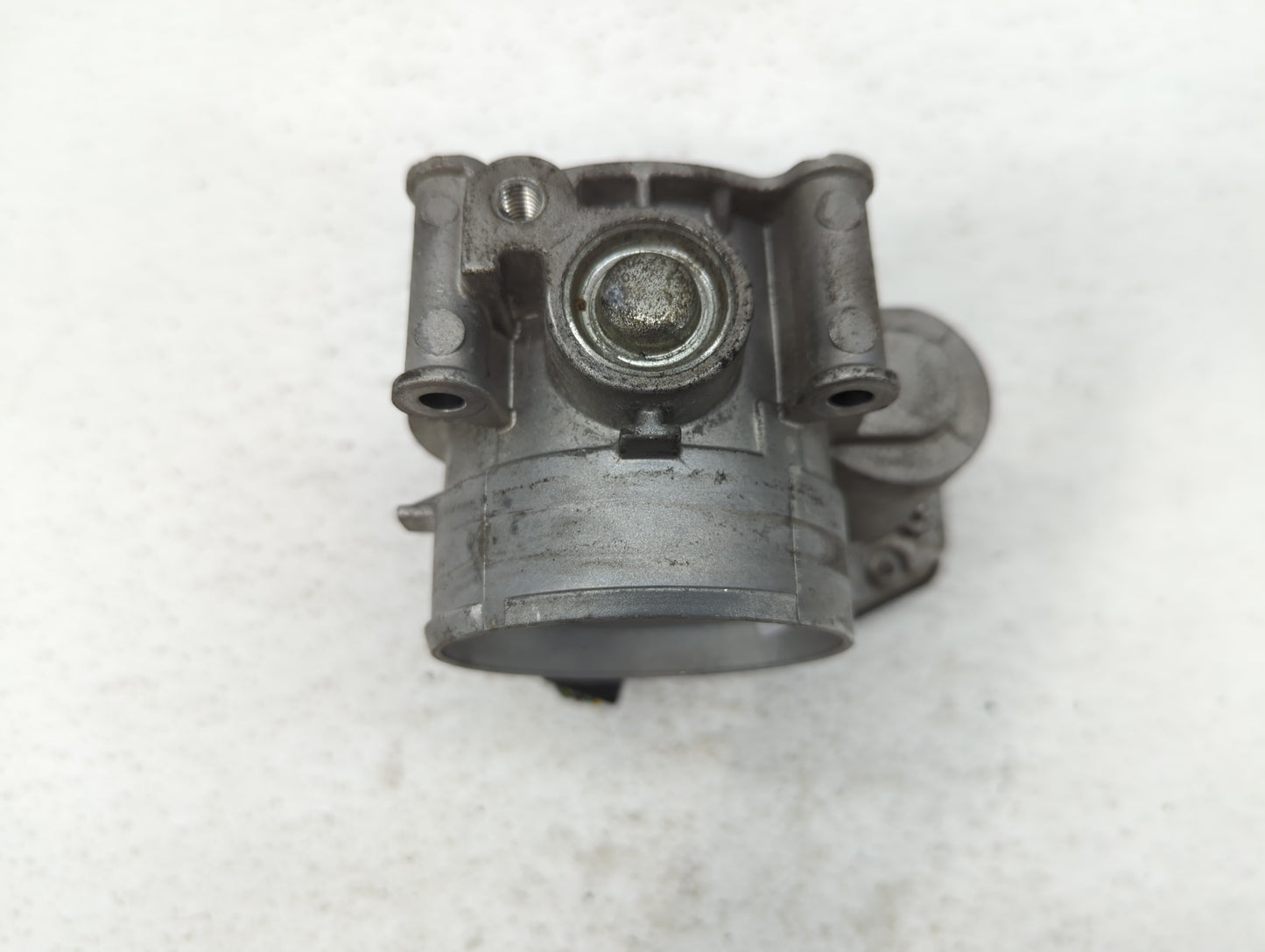 2011-2018 Ford Edge Throttle Body P/N:2J1523B-0955 Fits Fits 2011 2012 2013 2014 2015 2016 2017 2018 2019 OEM Used Auto Part