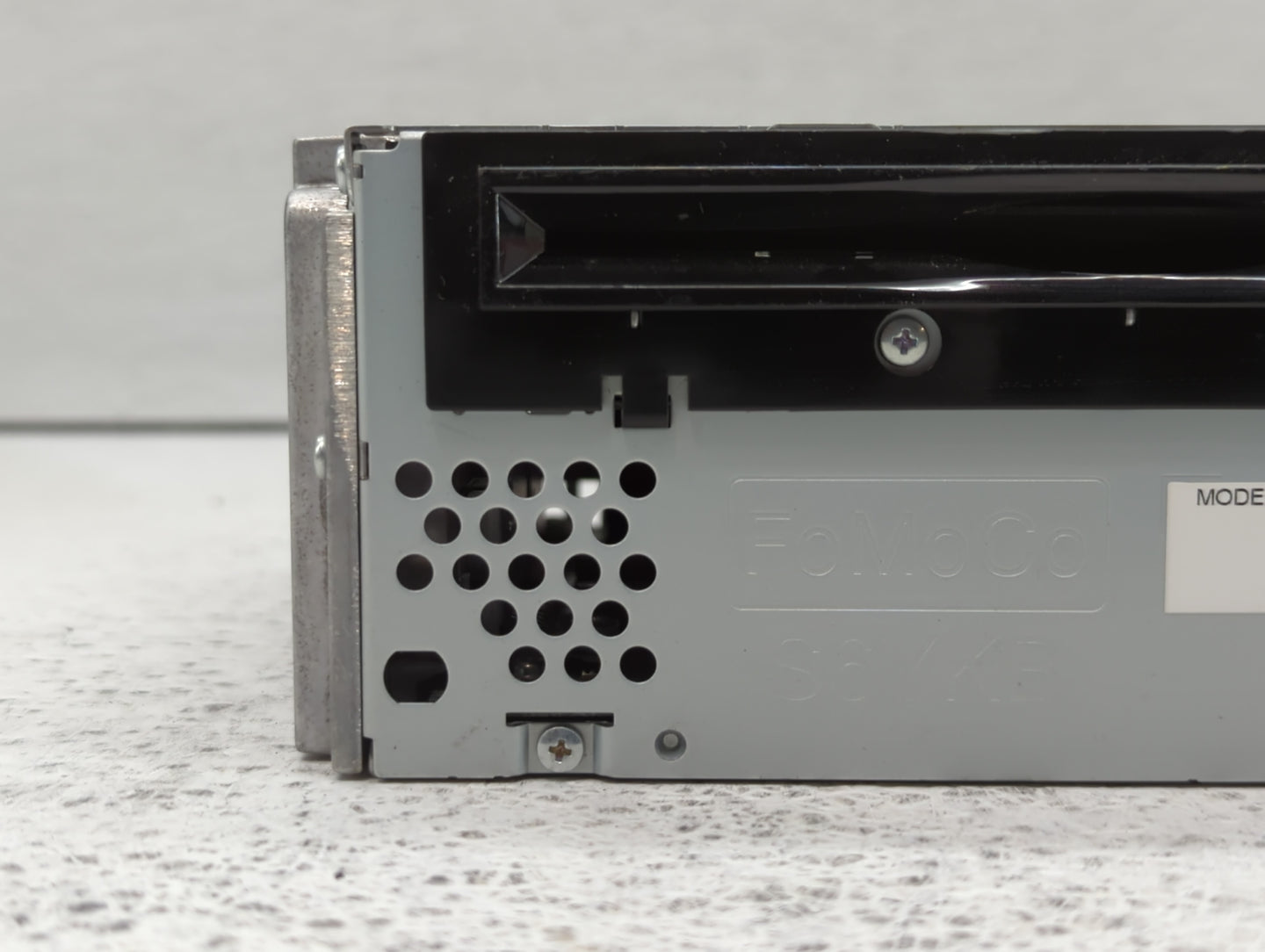 2013-2014 Ford Edge Am Fm Cd Player Radio Receiver - Oemusedautoparts1.com