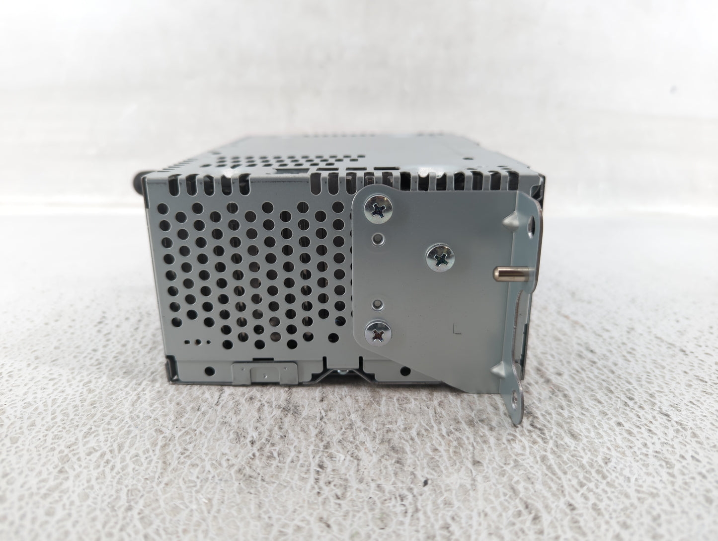 2014-2014 Ford Edge Am Fm Cd Player Radio Receiver - Oemusedautoparts1.com