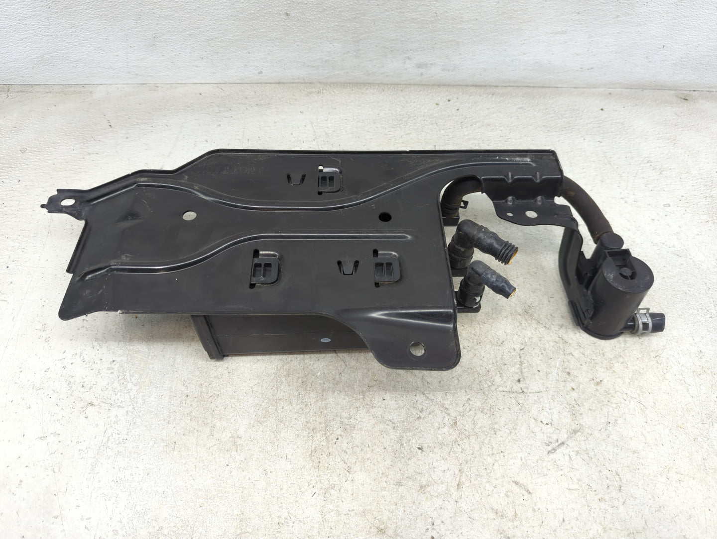 2014 Ford Edge Fuel Vapor Charcoal Canister - Oemusedautoparts1.com