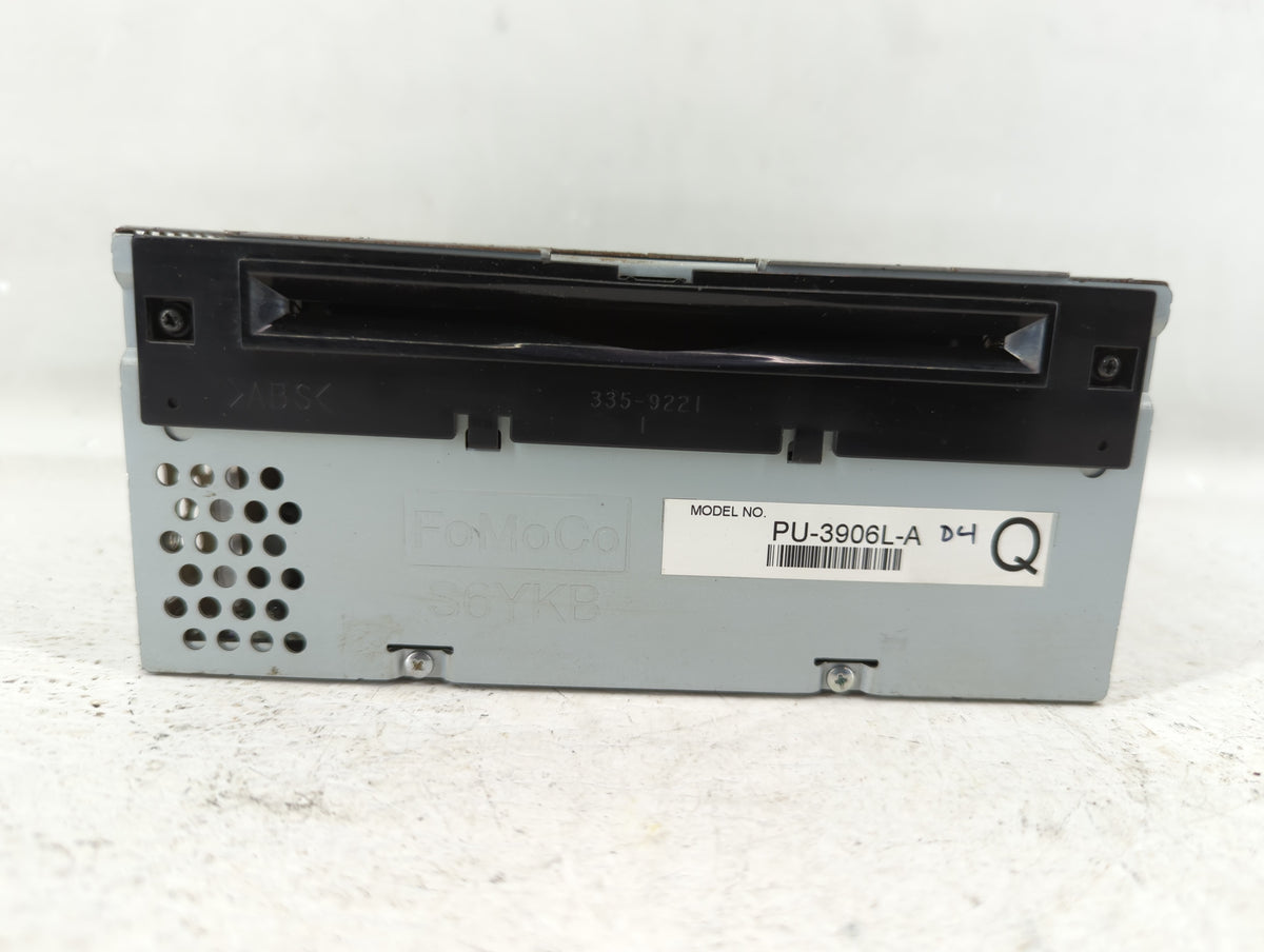 2013-2015 Ford Edge Am Fm Cd Player Radio Receiver 554587 - Oemusedautoparts1.com