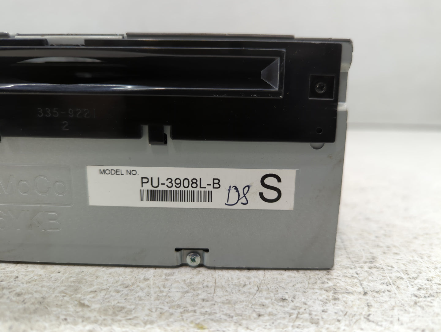 2014 Ford Edge Radio AM FM Cd Player Receiver Replacement P/N:ET4T19C107NA Fits Fits 2015 OEM Used Auto Parts - Oemusedautop