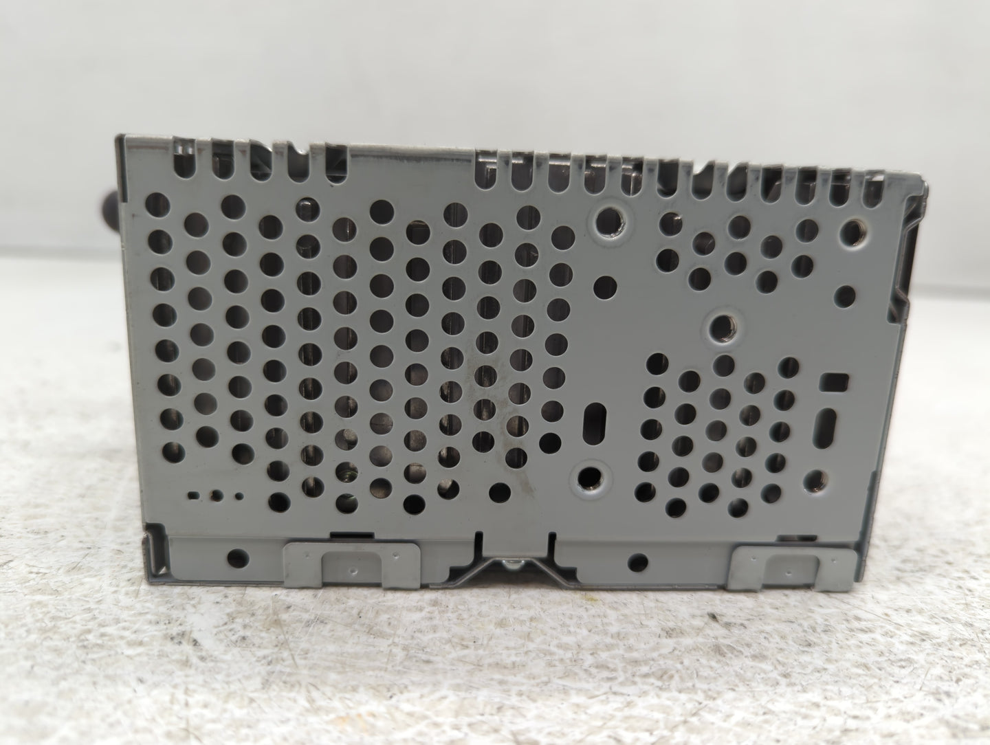 2014 Ford Edge Radio AM FM Cd Player Receiver Replacement P/N:ET4T19C107NA Fits Fits 2015 OEM Used Auto Parts - Oemusedautop