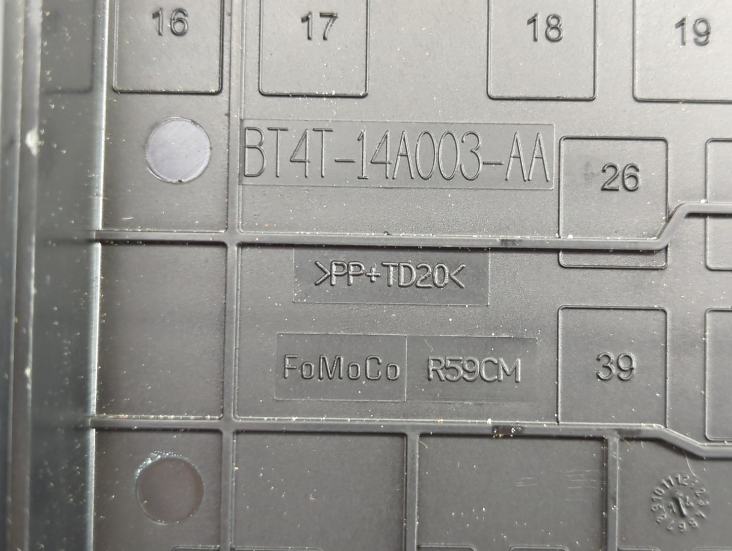 2012-2014 Ford Edge Fusebox Fuse Box Panel Relay Module P/N:BT4T-14A003-AA Fits Fits 2012 2013 2014 OEM Used Auto Parts - Oe