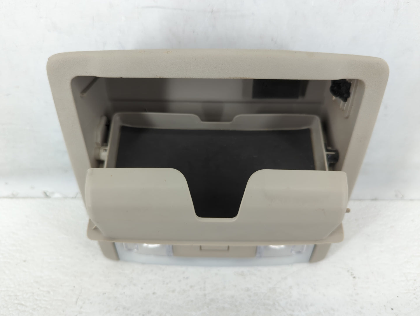 2014 Ford Edge Overhead Roof Console Interior Dome Light - Oemusedautoparts1.com