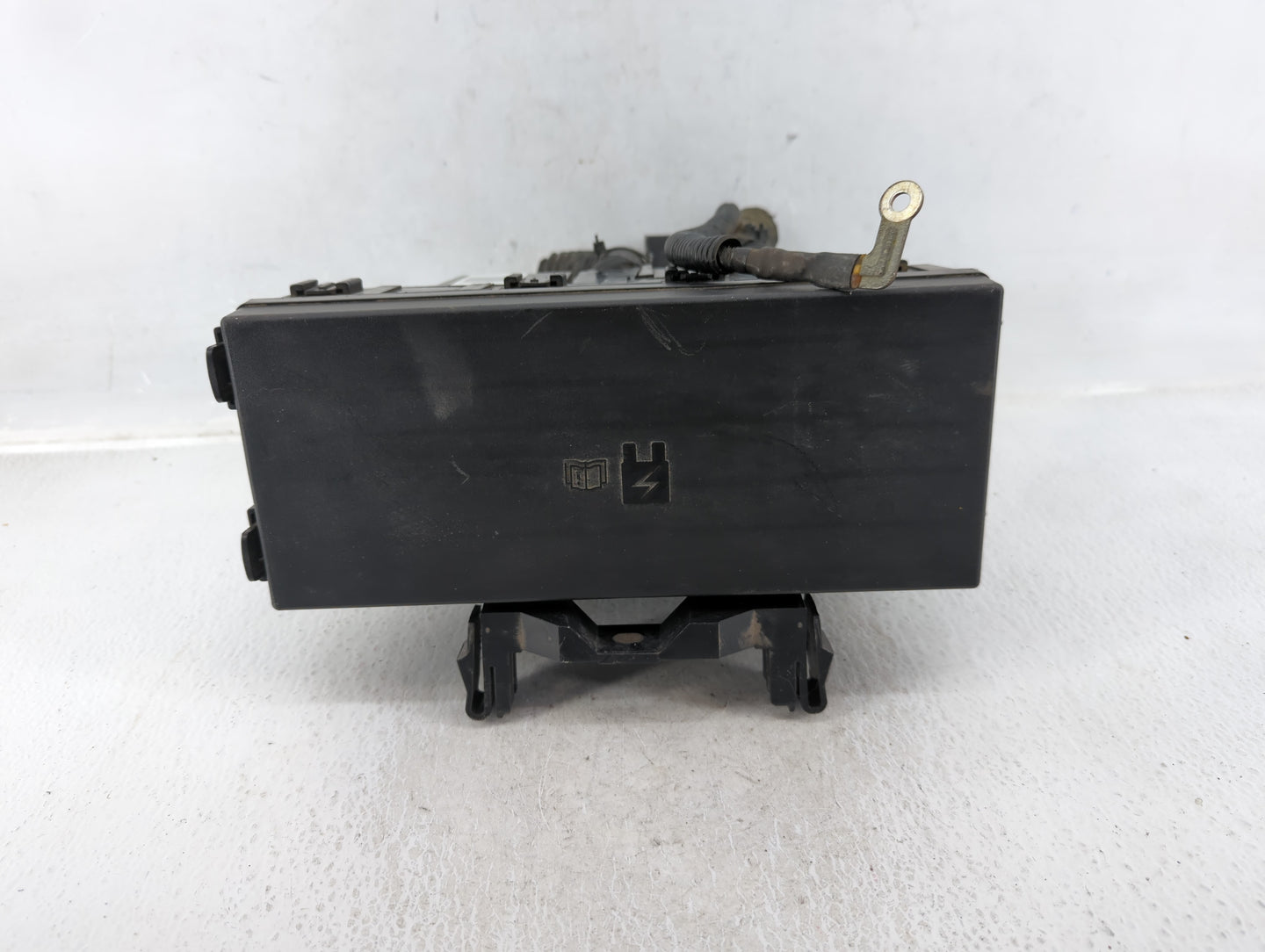 2012-2014 Ford Edge Fusebox Fuse Box Panel Relay Module P/N:CT4T-14290-LH Fits Fits 2012 2013 2014 OEM Used Auto Parts - Oem