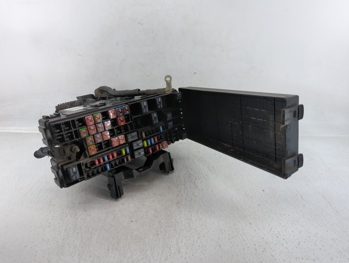 2012-2014 Ford Edge Fusebox Fuse Box Panel Relay Module P/N:CT4T-14290-LH Fits Fits 2012 2013 2014 OEM Used Auto Parts - Oem