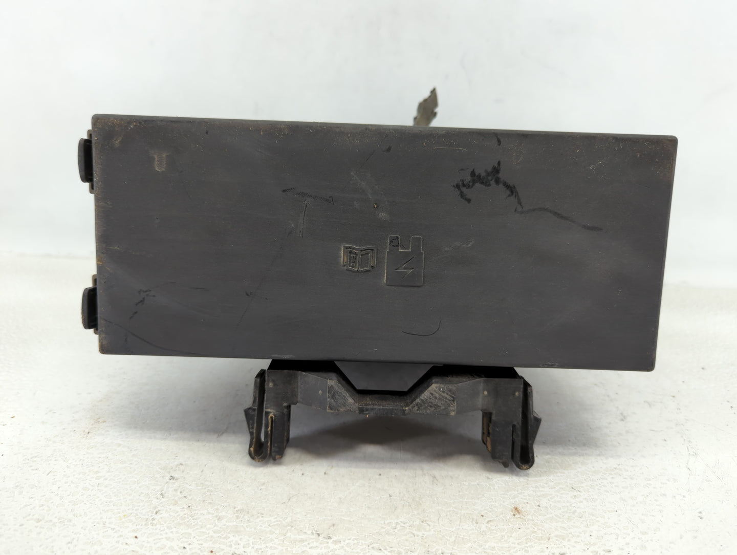 2012-2014 Ford Edge Fusebox Fuse Box Panel Relay Module P/N:CT4T-14290-LK Fits Fits 2012 2013 2014 OEM Used Auto Parts - Oem