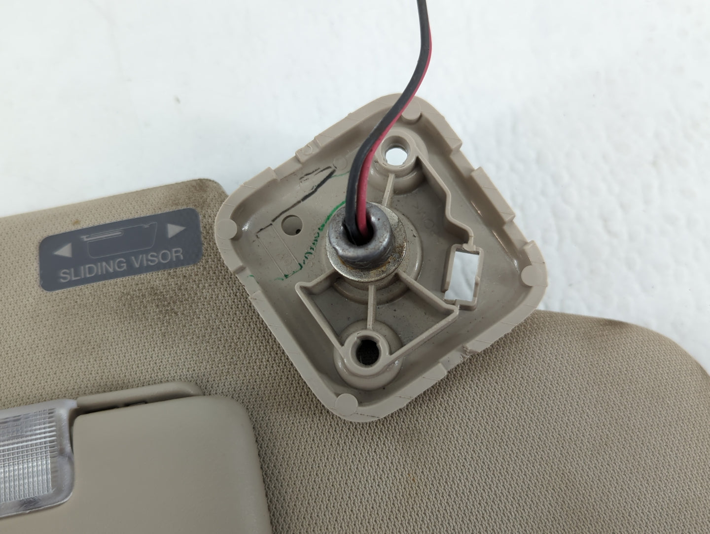 2011-2014 Ford Edge Sun Visor Shade Replacement Passenger Right Mirror Fits Fits 2011 2012 2013 2014 2015 OEM Used Auto Part
