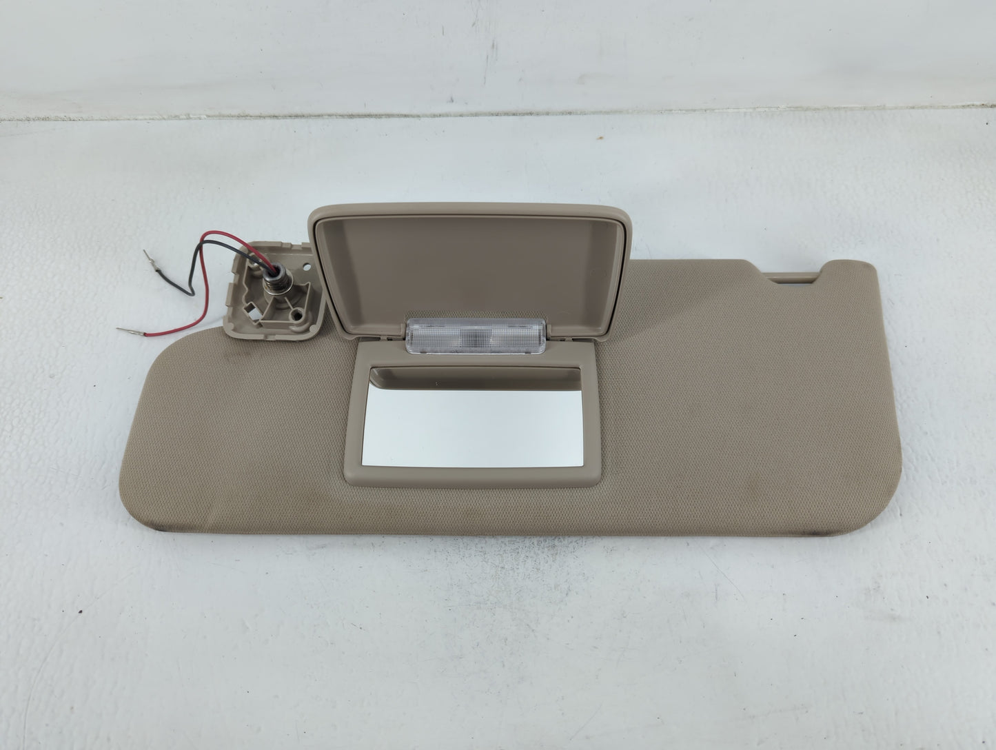 2011-2014 Ford Edge Sun Visor Shade Replacement Driver Left Mirror Fits Fits 2011 2012 2013 2014 OEM Used Auto Parts - Oemus