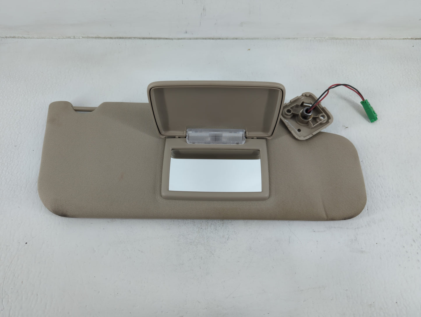 2011-2014 Ford Edge Sun Visor Shade Replacement Passenger Right Mirror Fits Fits 2011 2012 2013 2014 2015 OEM Used Auto Part