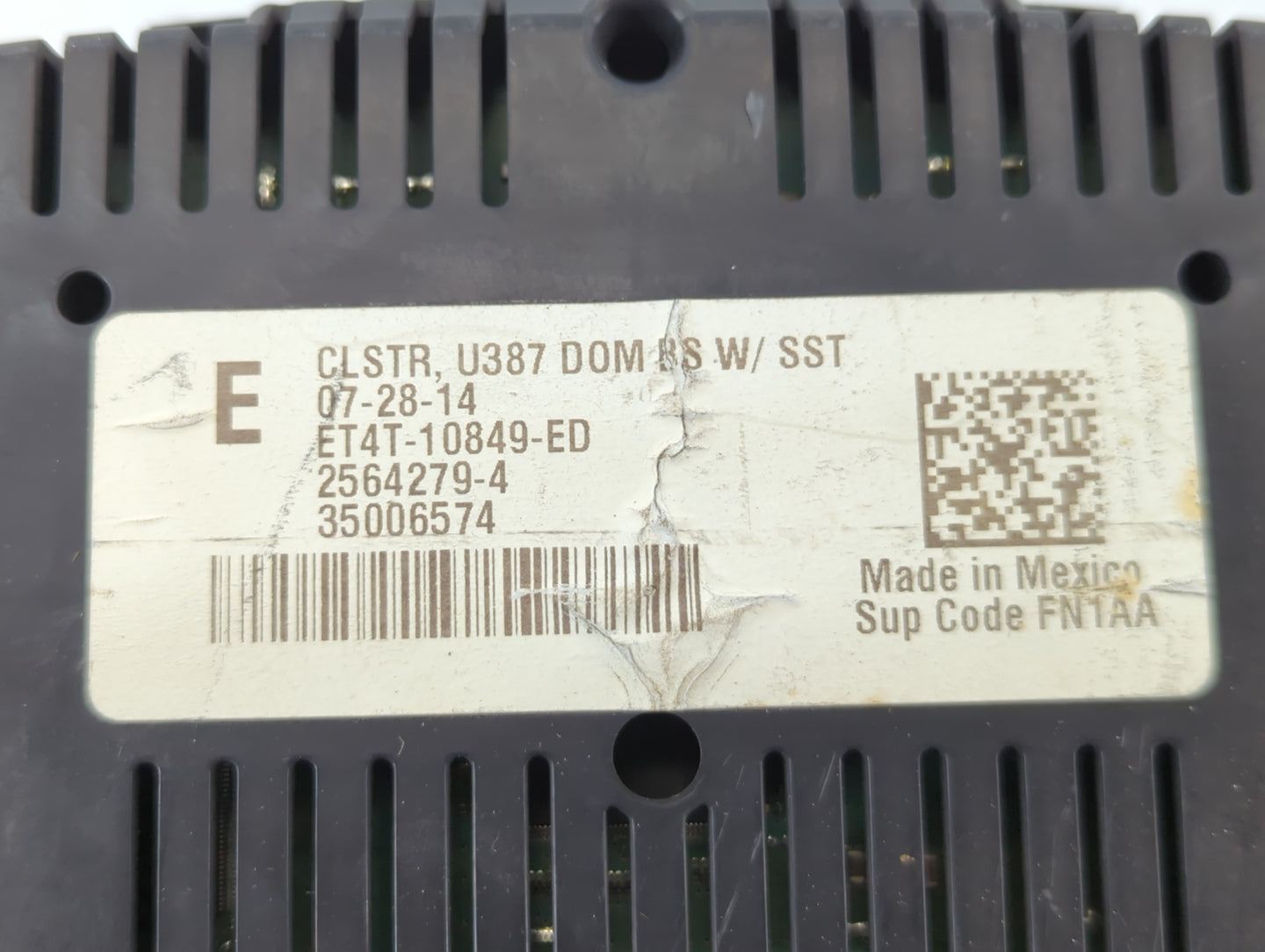 2014 Ford Edge Instrument Cluster Speedometer Gauges P/N:35006574 2564279-4, ET4T-10849-ED Fits OEM Used Auto Parts - Oemuse