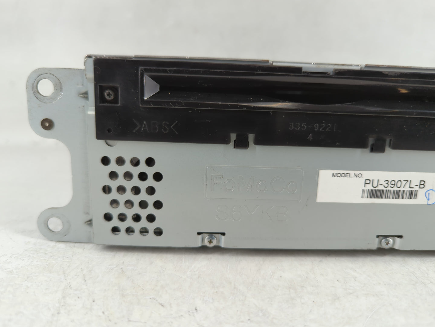 2013-2014 Ford Edge Am Fm Cd Player Radio Receiver - Oemusedautoparts1.com