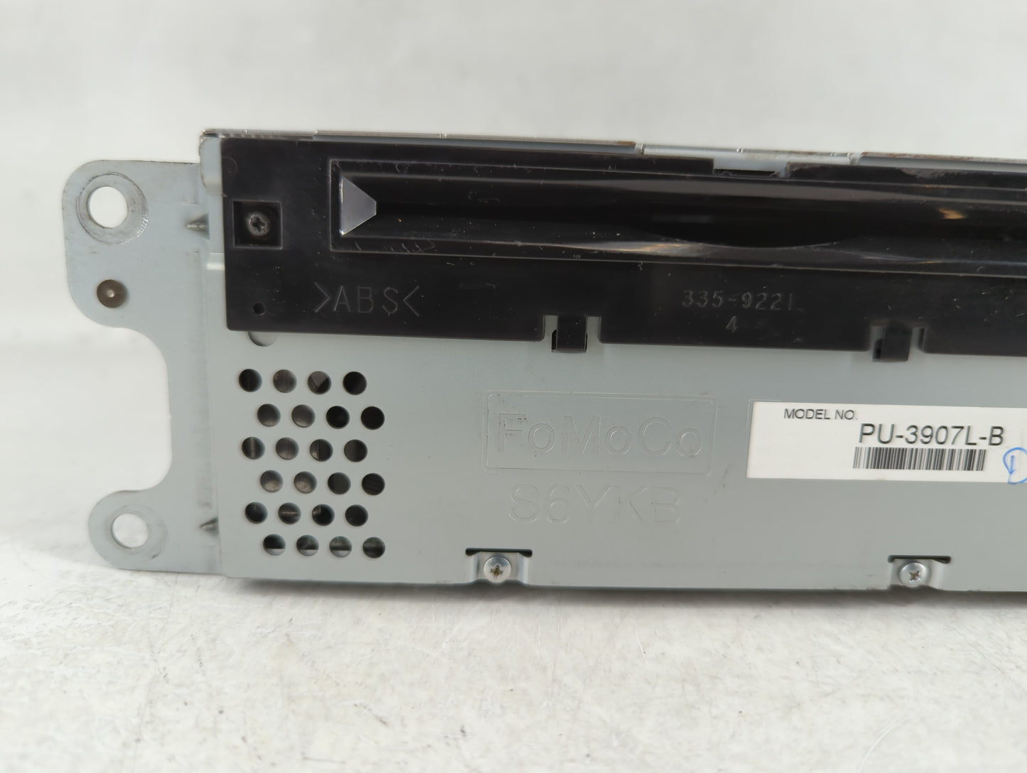 2013-2014 Ford Edge Am Fm Cd Player Radio Receiver - Oemusedautoparts1.com