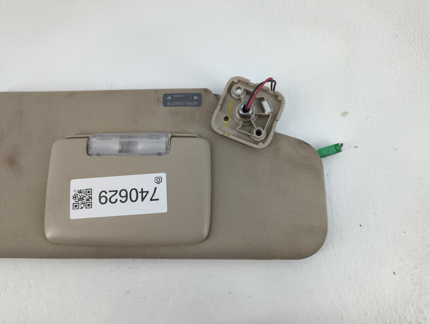 2011-2014 Ford Edge Sun Visor Shade Replacement Passenger Right Mirror Fits Fits 2011 2012 2013 2014 2015 OEM Used Auto Part