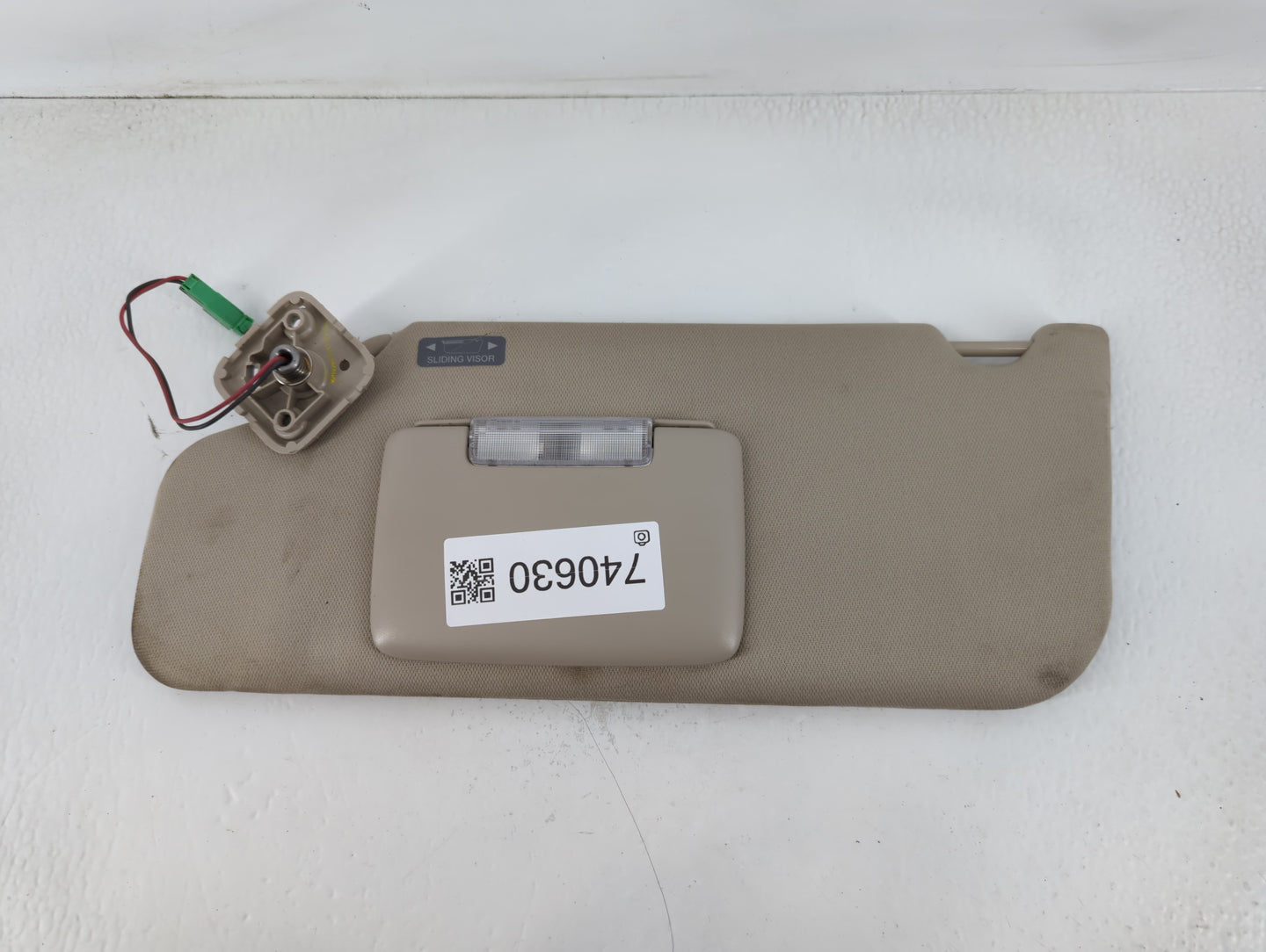 2011-2014 Ford Edge Sun Visor Shade Replacement Driver Left Mirror Fits Fits 2011 2012 2013 2014 OEM Used Auto Parts - Oemus