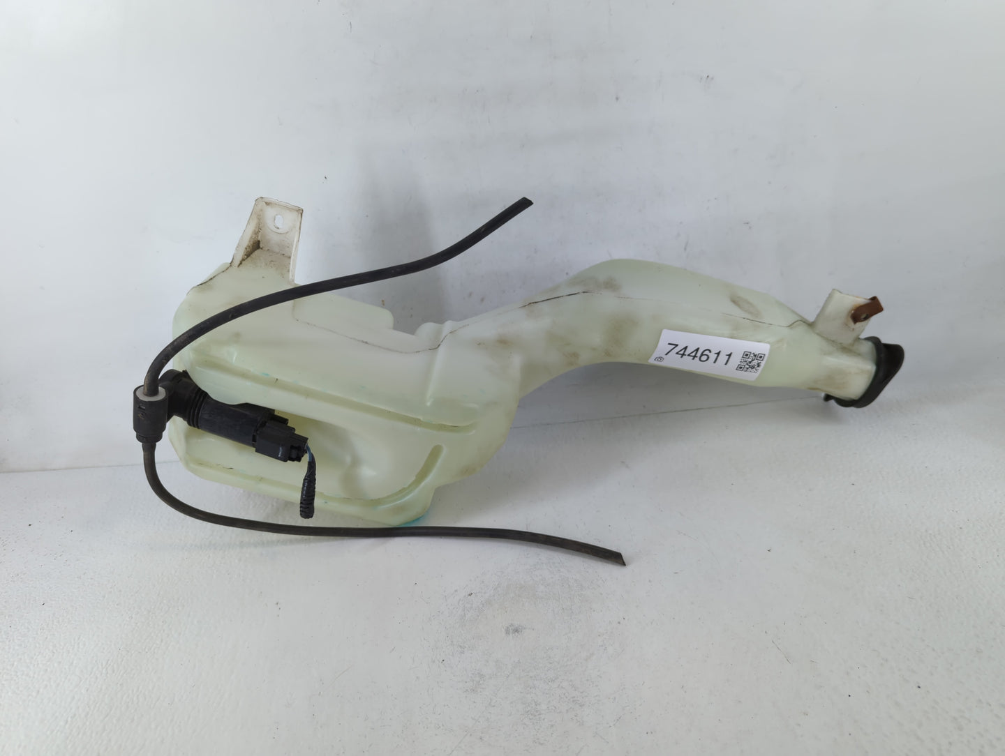 2007-2014 Ford Edge Windshield Washer Fluid Reservoir Bottle Oem - Oemusedautoparts1.com