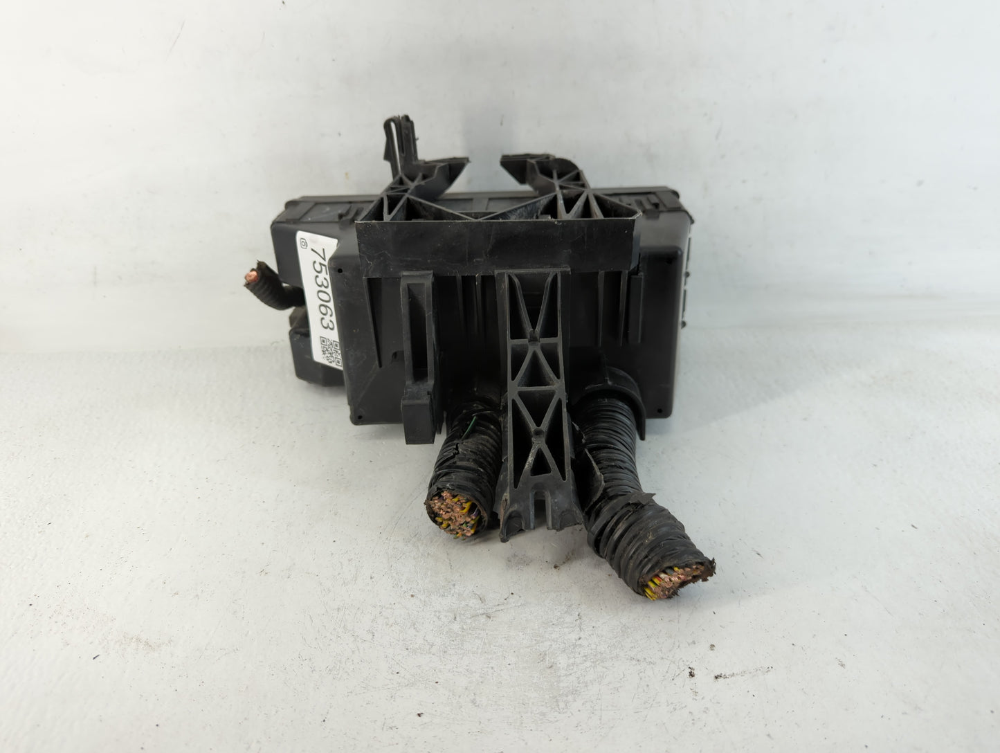 2012-2014 Ford Edge Fusebox Fuse Box Panel Relay Module P/N:CT4T-14290-LH Fits Fits 2012 2013 2014 OEM Used Auto Parts - Oem