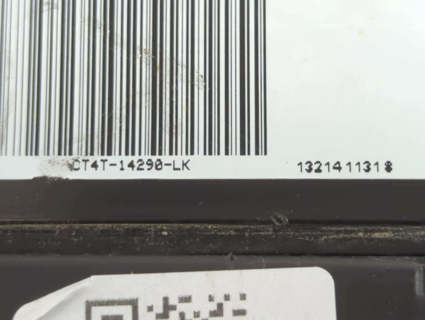 2012-2014 Ford Edge Fusebox Fuse Box Panel Relay Module P/N:CT4T-14290-LK Fits Fits 2012 2013 2014 2015 OEM Used Auto Parts 