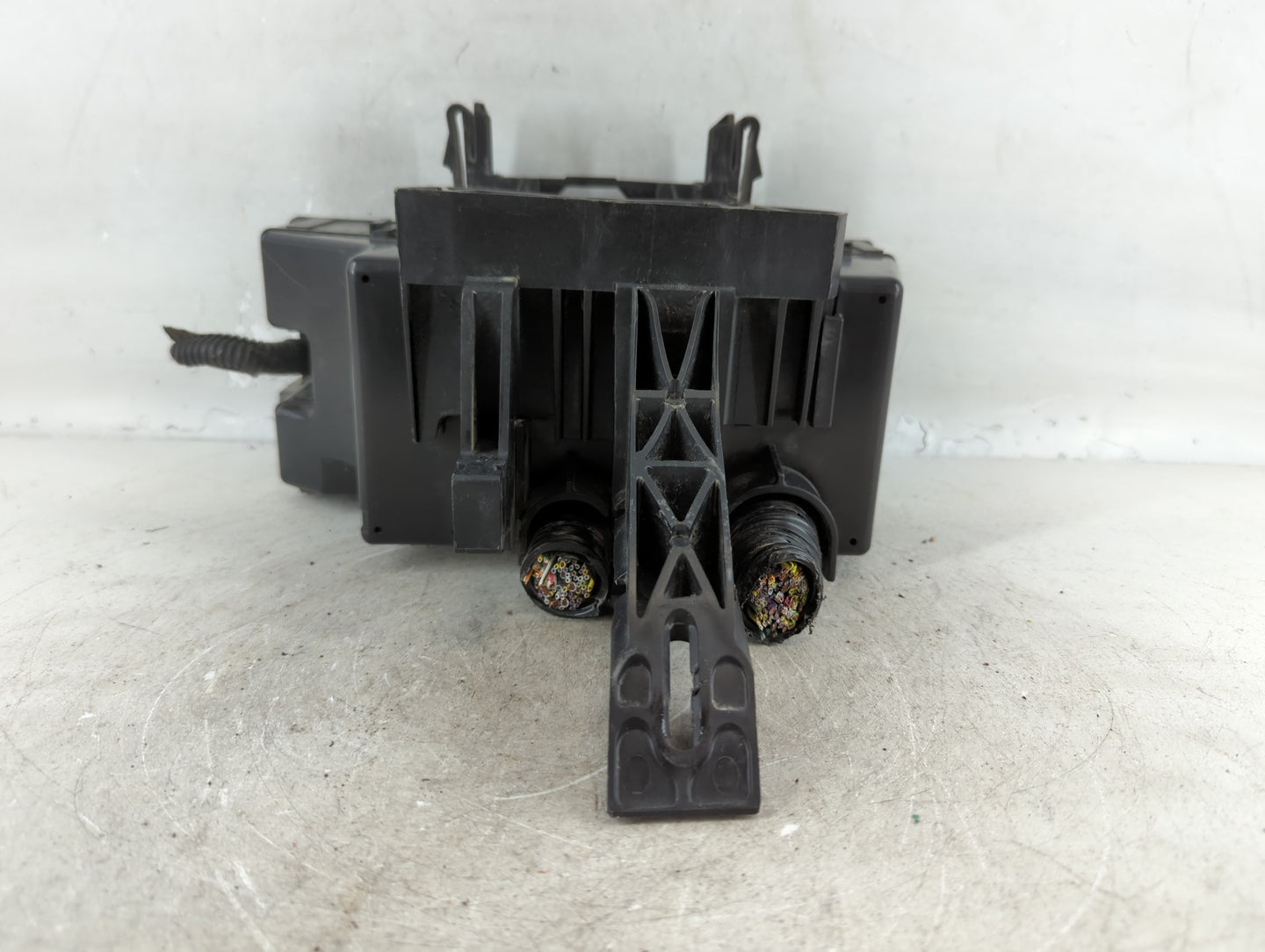 2012-2014 Ford Edge Fusebox Fuse Box Panel Relay Module P/N:CT4T-14290-LK Fits Fits 2012 2013 2014 2015 OEM Used Auto Parts 