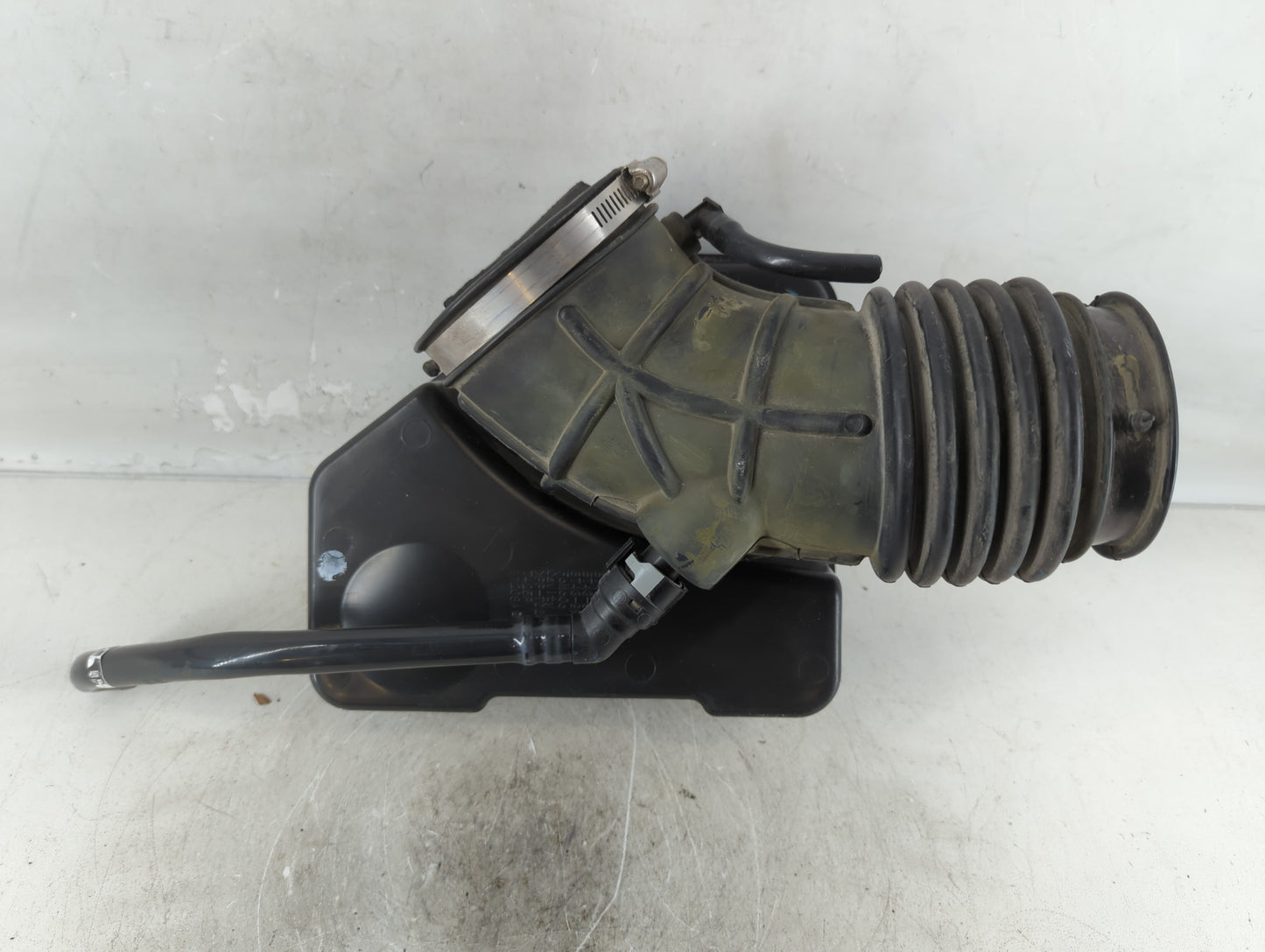 2012-2014 Ford Edge Air Cleaner Intake-duct Hose Tube - Oemusedautoparts1.com