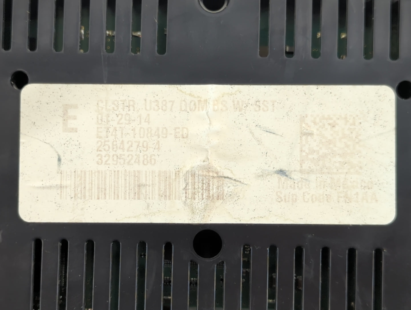 2014 Ford Edge Instrument Cluster Speedometer Gauges P/N:ET4T-10849-EF Fits OEM Used Auto Parts - Oemusedautoparts1.com