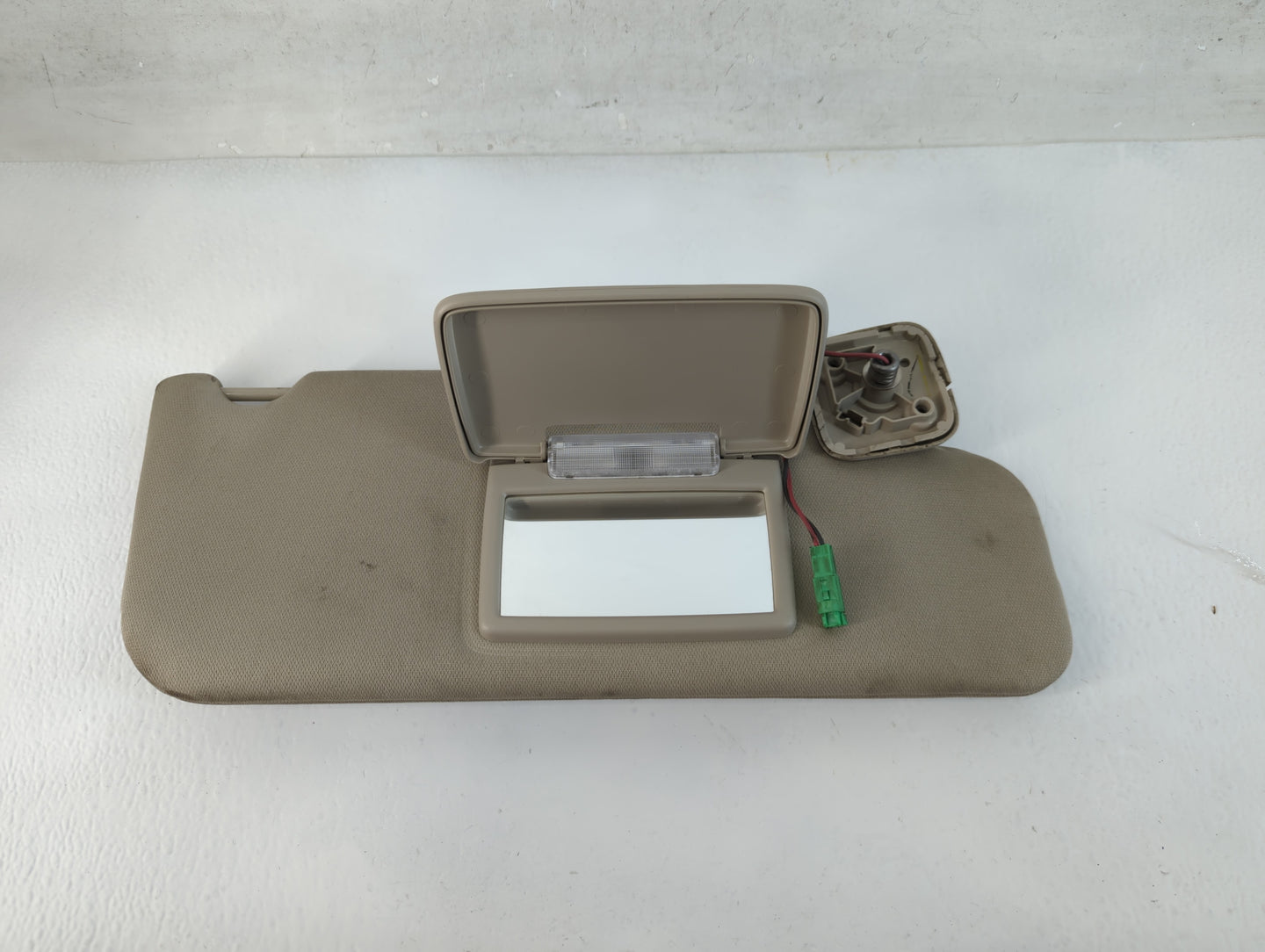 2011-2014 Ford Edge Sun Visor Shade Replacement Passenger Right Mirror Fits Fits 2011 2012 2013 2014 2015 OEM Used Auto Part