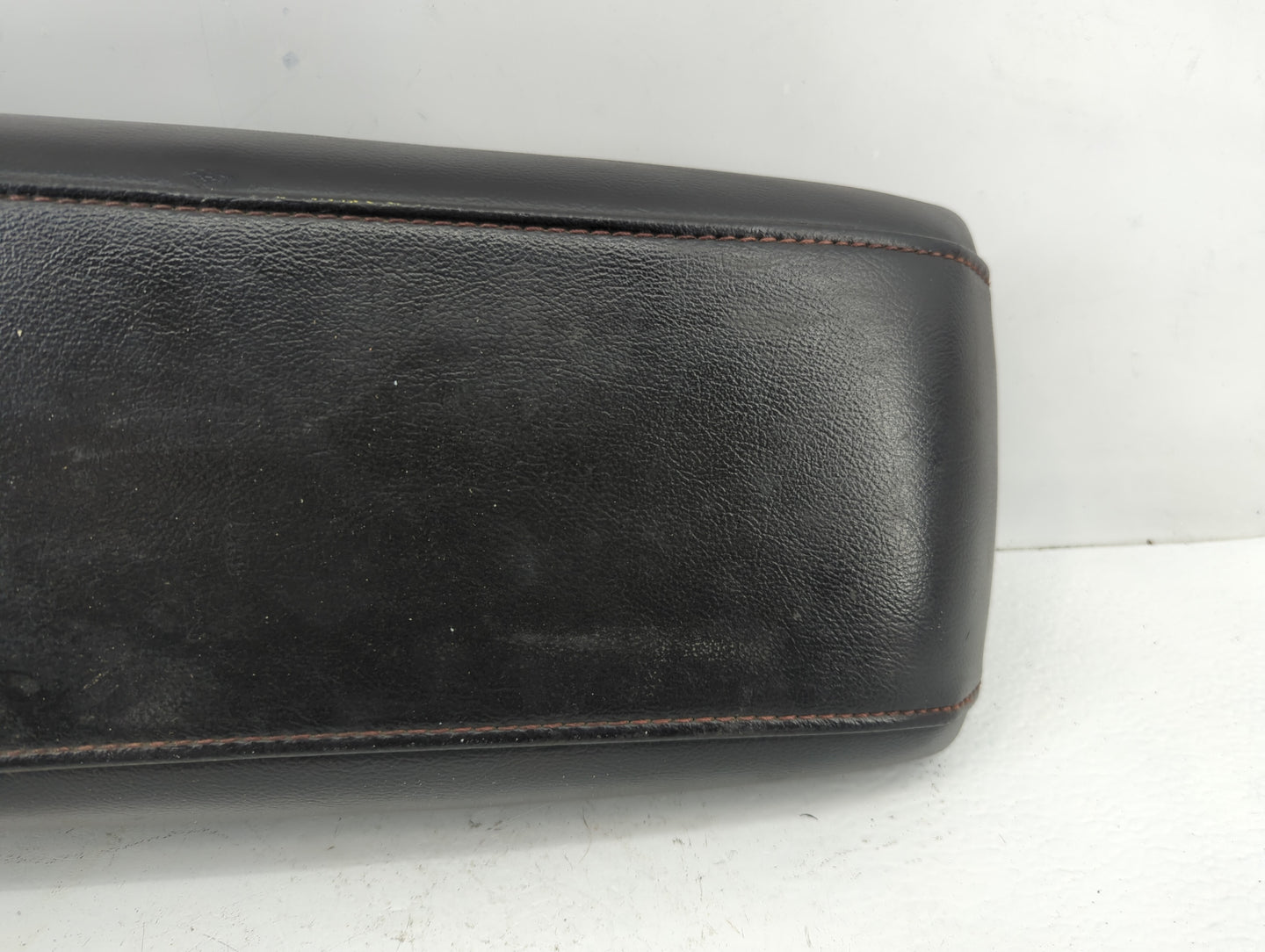 2013-2014 Ford Edge Center Console Armrest Cover Lid Fits Fits 2013 2014 OEM Used Auto Parts - Oemusedautoparts1.com