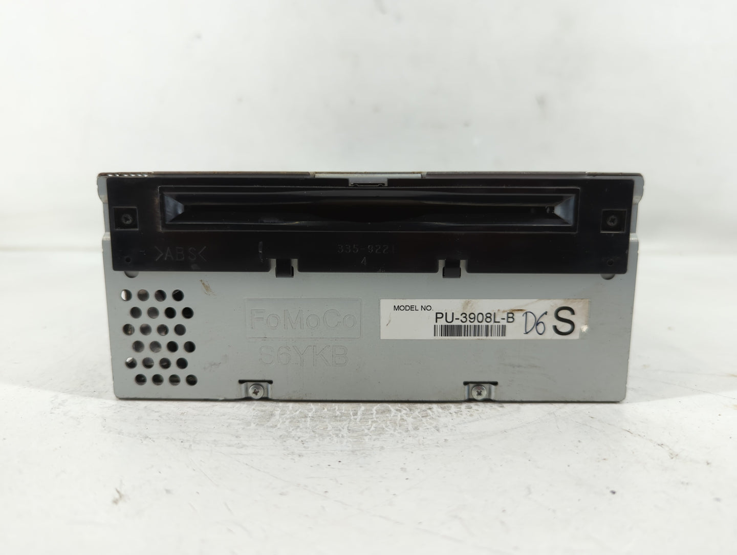 2014 Ford Edge Radio AM FM Cd Player Receiver Replacement P/N:ET4T19C107NA Fits Fits 2015 OEM Used Auto Parts - Oemusedautop