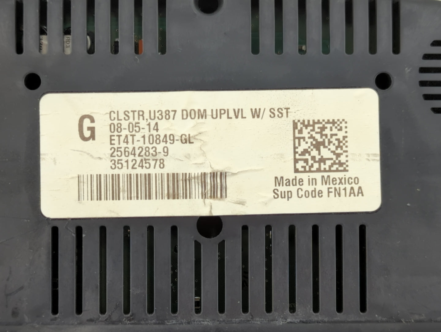 2014 Ford Edge Instrument Cluster Speedometer Gauges P/N:ET4T-10849-GL ET4T-10849-GJ Fits OEM Used Auto Parts - Oemusedautop