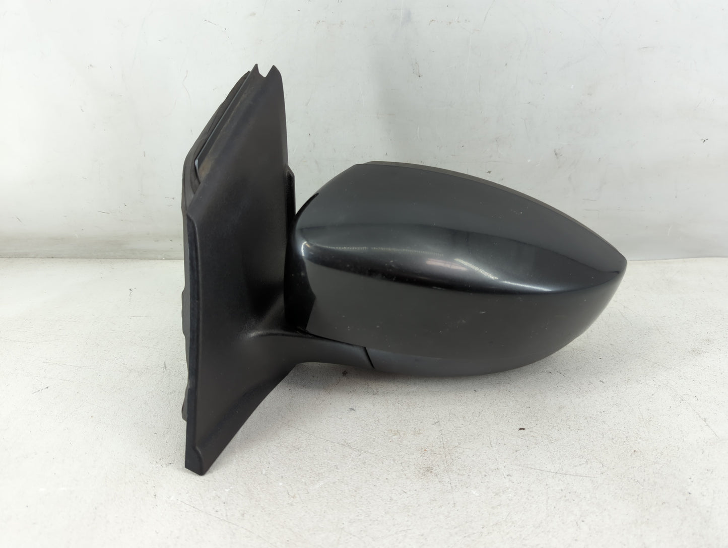 2013-2016 Ford Escape Driver Side View Mirror - Left Door Mirror OEM Used - Oemusedautoparts1.com