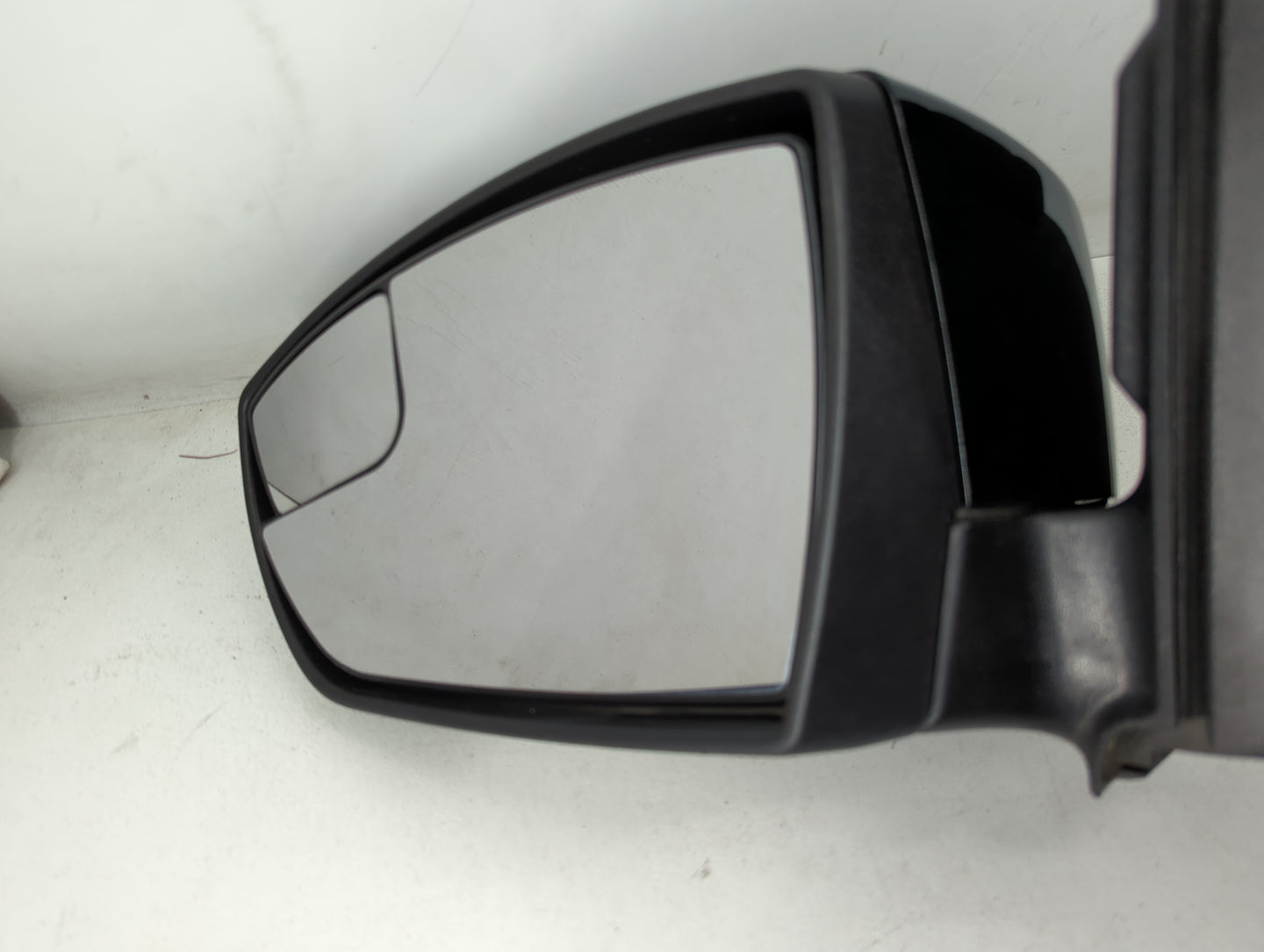 2013-2016 Ford Escape Driver Side View Mirror - Left Door Mirror OEM Used - Oemusedautoparts1.com