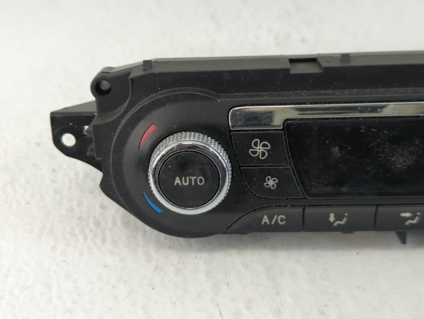 2013-2015 Ford Escape Climate Control Module Temperature AC/Heater Replacement P/N:L07840053 CJ5T-18C612-BC Fits OEM Used Au