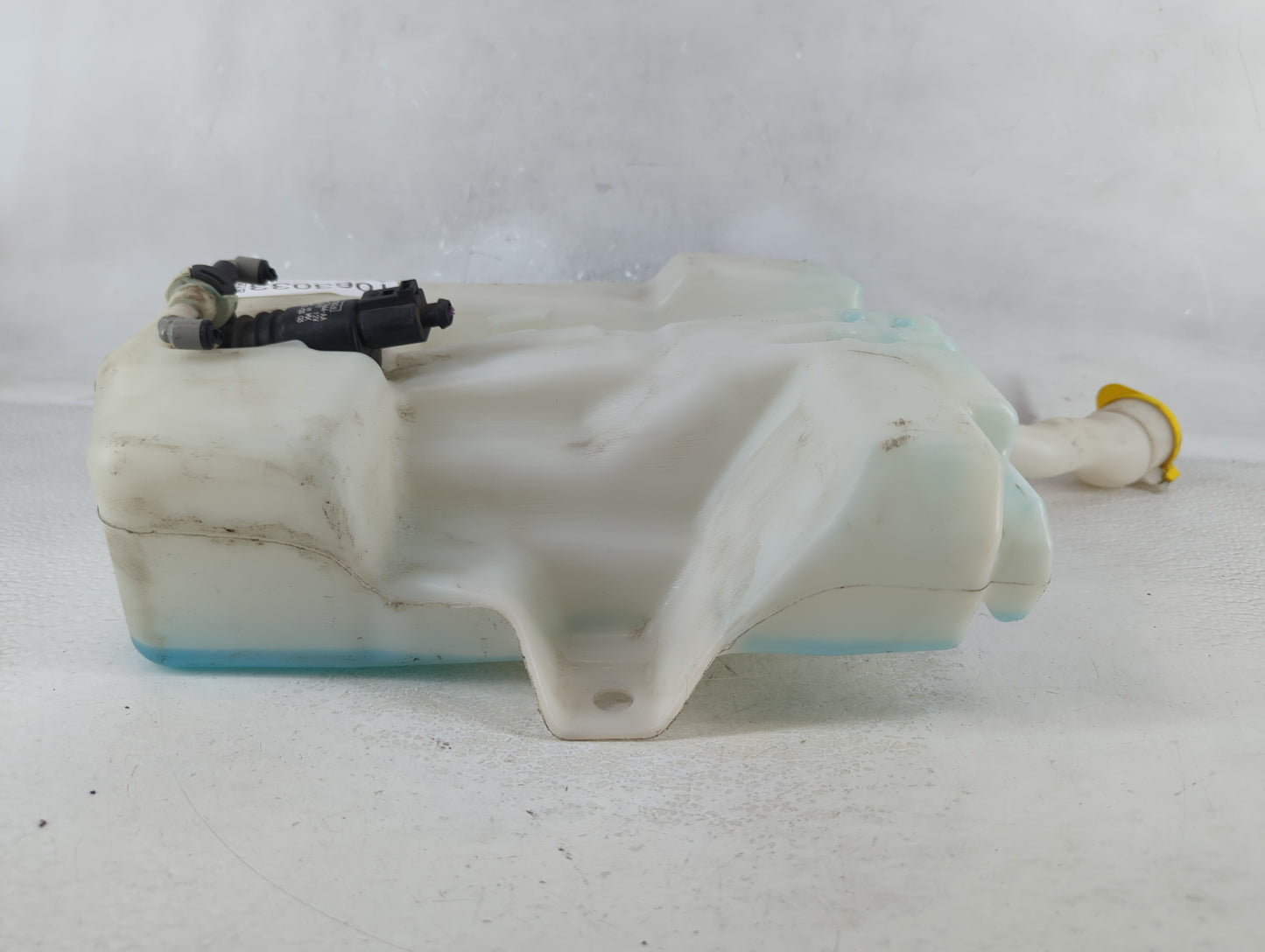 2013-2014 Ford Escape Windshield Washer Fluid Reservoir Bottle Oem - Oemusedautoparts1.com
