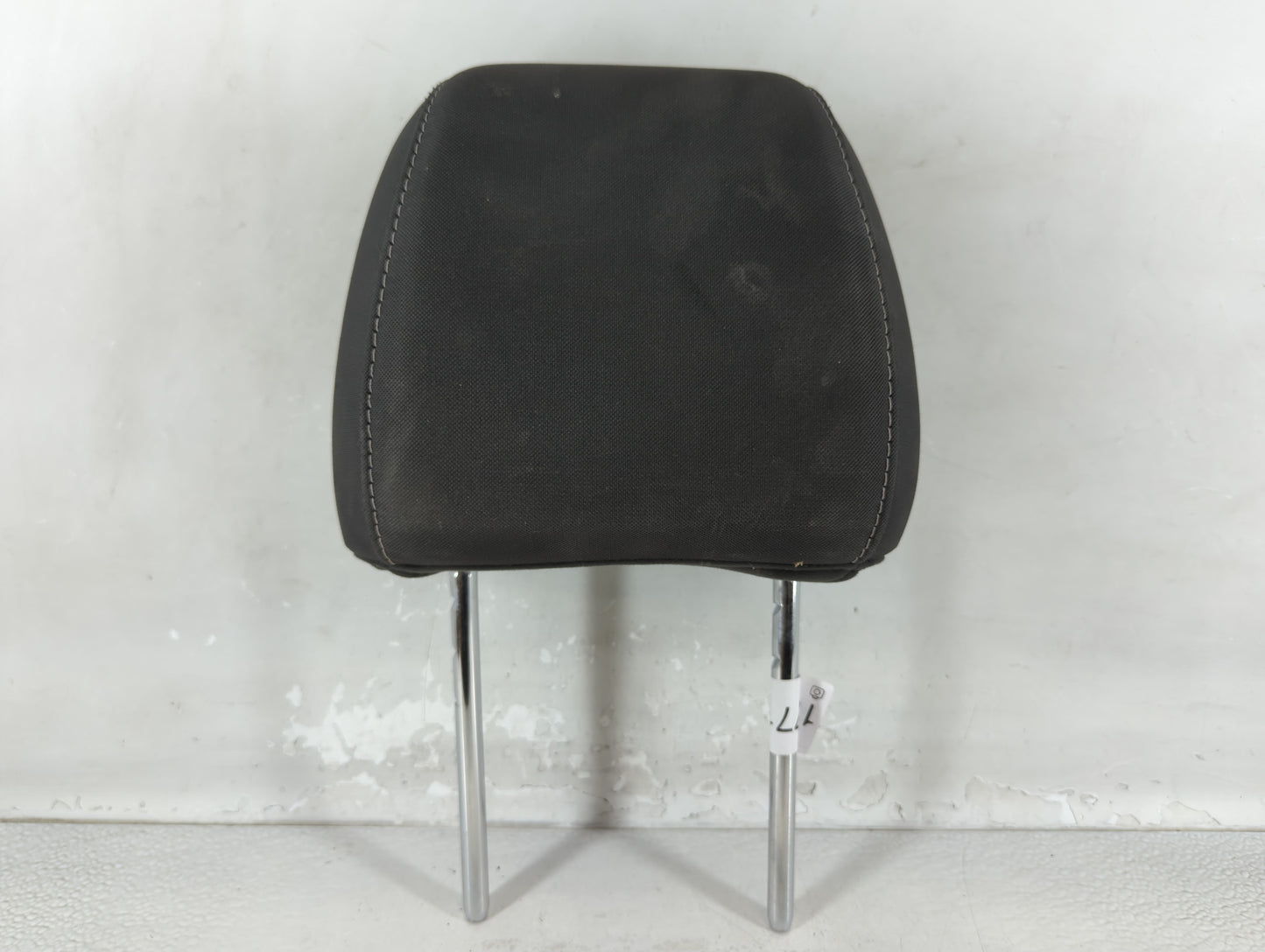 2013-2015 Ford Escape Headrest Head Rest Front Driver Passenger Seat Fits Fits 2013 2014 2015 OEM Used Auto Parts - Oemuseda