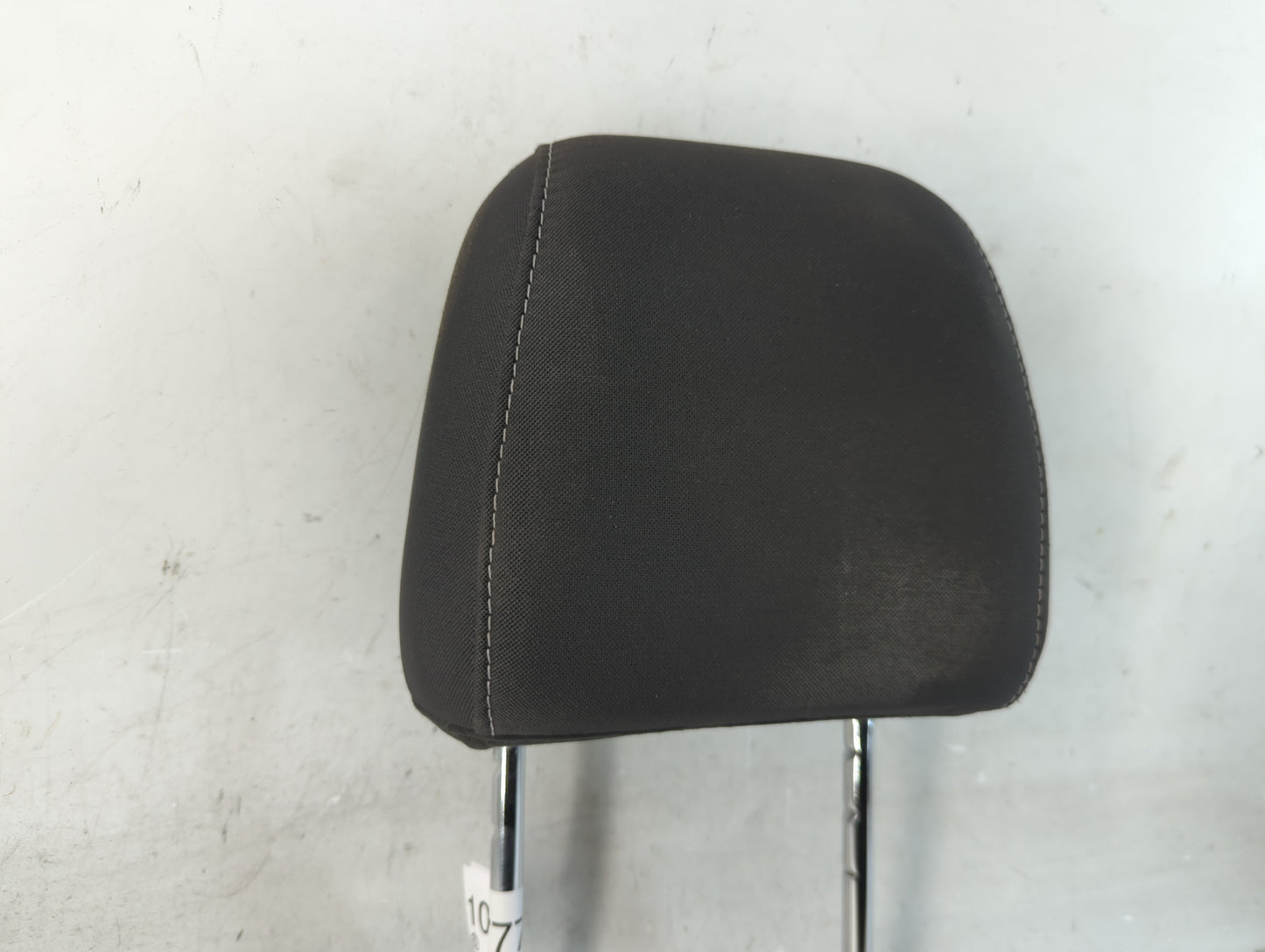 2014-2015 Ford Escape Headrest Head Rest Front Driver Passenger Seat Fits Fits 2014 2015 OEM Used Auto Parts - Oemusedautopa