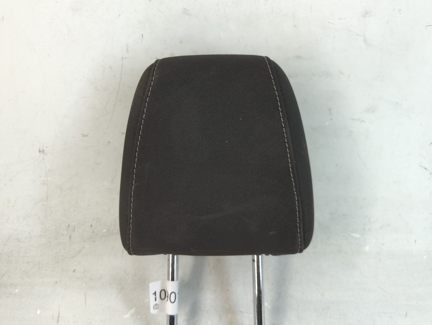 2013-2015 Ford Escape Headrest Head Rest Rear Seat Fits Fits 2013 2014 2015 OEM Used Auto Parts - Oemusedautoparts1.com
