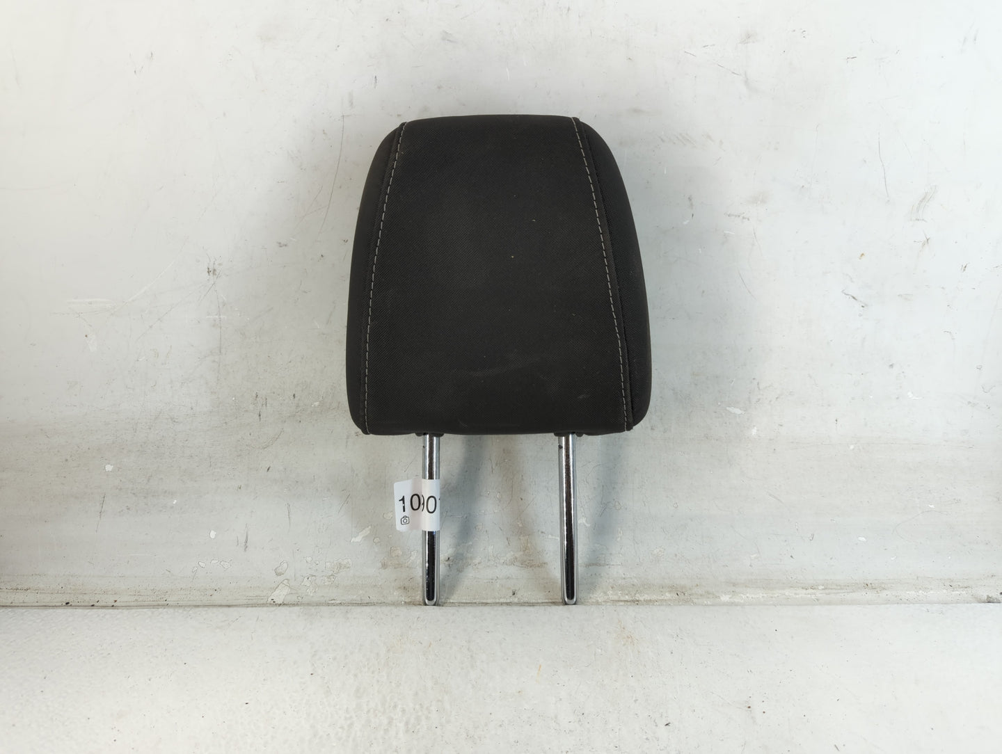 2013-2015 Ford Escape Headrest Head Rest Rear Seat Fits Fits 2013 2014 2015 OEM Used Auto Parts - Oemusedautoparts1.com