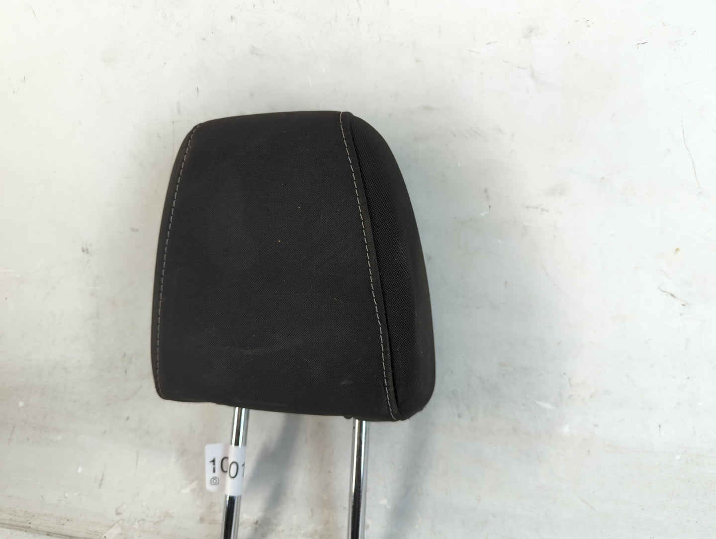 2013-2015 Ford Escape Headrest Head Rest Rear Seat Fits Fits 2013 2014 2015 OEM Used Auto Parts - Oemusedautoparts1.com
