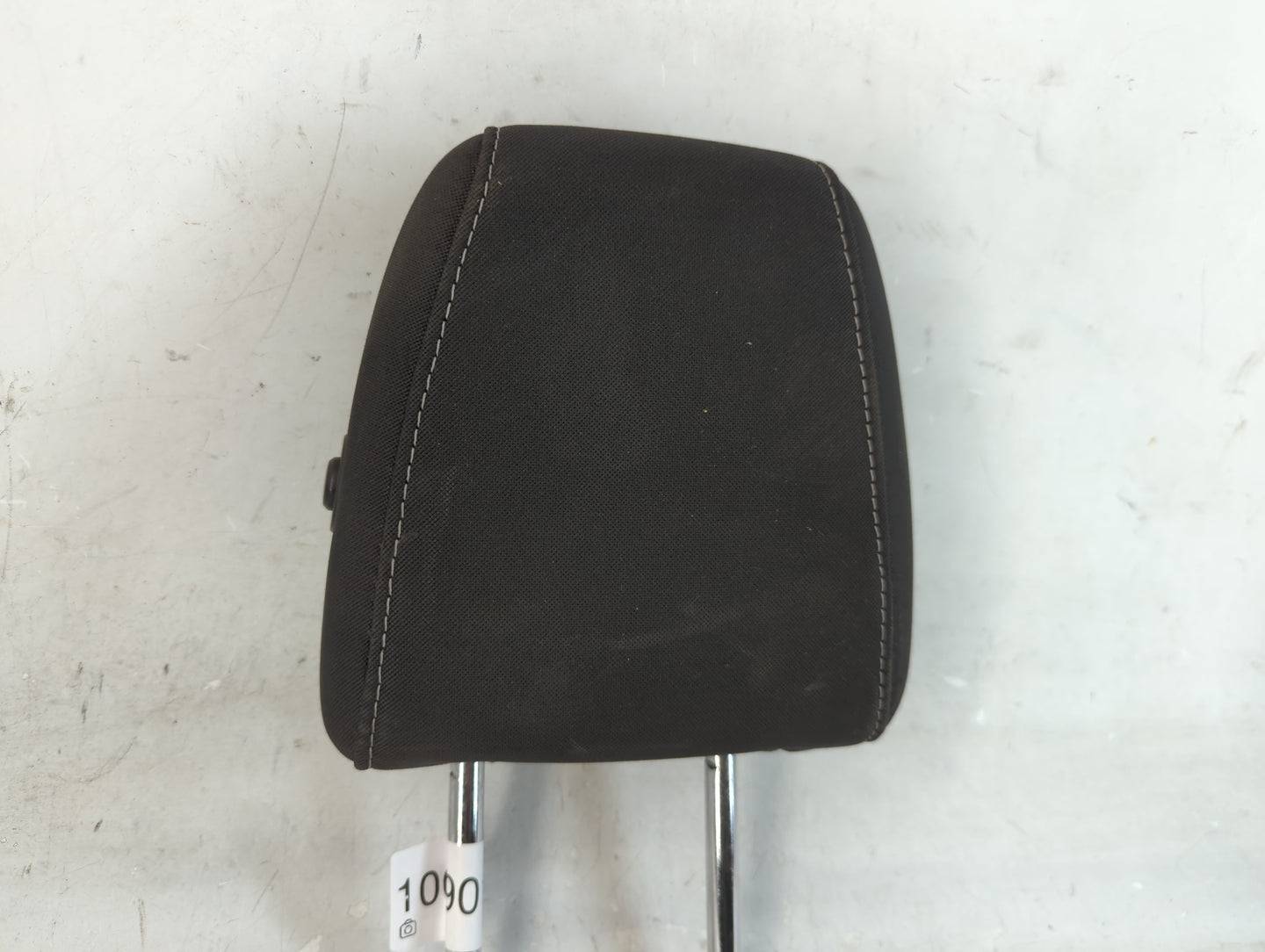 2013-2015 Ford Escape Headrest Head Rest Rear Seat Fits Fits 2013 2014 2015 OEM Used Auto Parts - Oemusedautoparts1.com