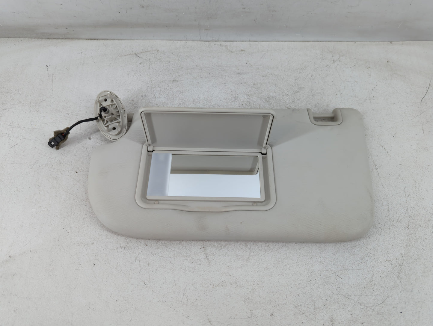 2013-2019 Ford Escape Sun Visor Shade Replacement Driver Left Mirror Fits Fits 2013 2014 2015 2016 2017 2018 2019 OEM Used A