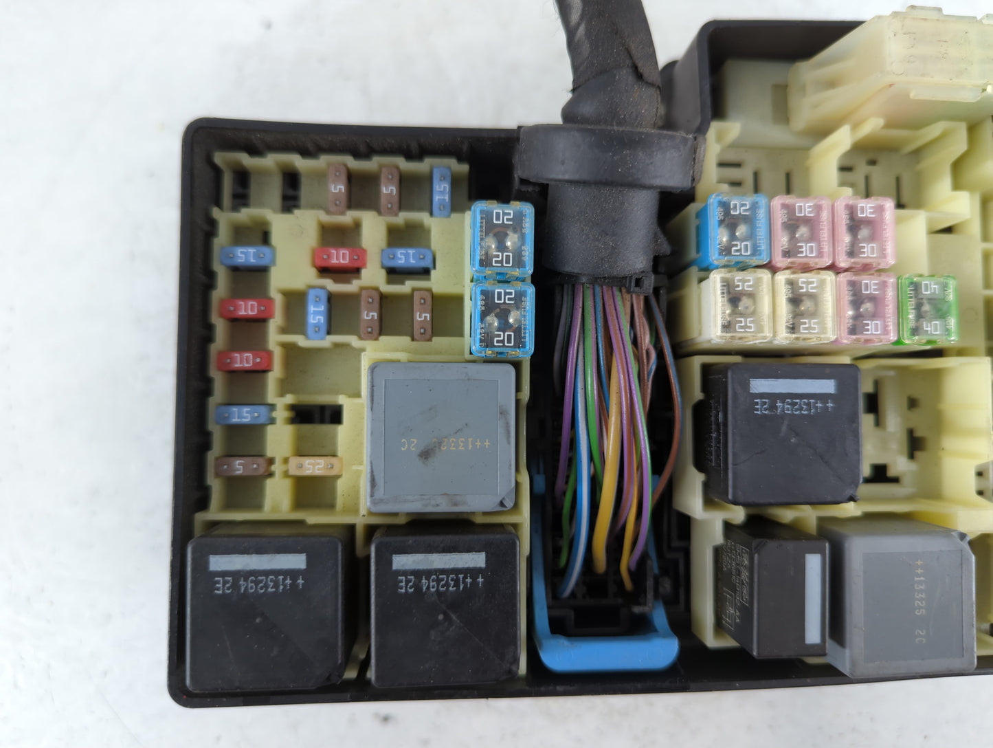2013-2016 Ford Escape Fusebox Fuse Box Panel Relay Module P/N:AV6T-14A142-AB Fits Fits 2013 2014 2015 2016 OEM Used Auto Par